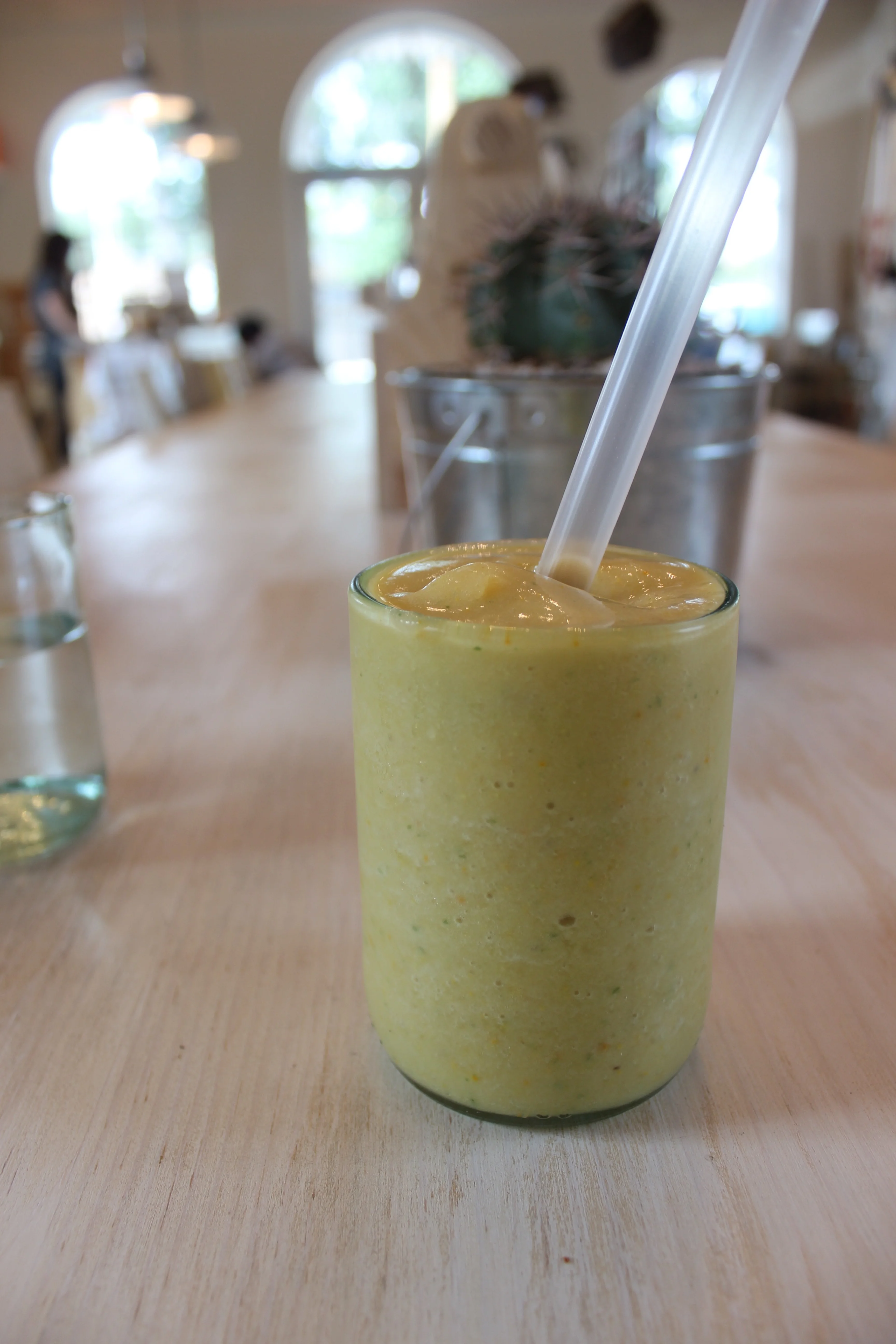 Peach pollen smoothie