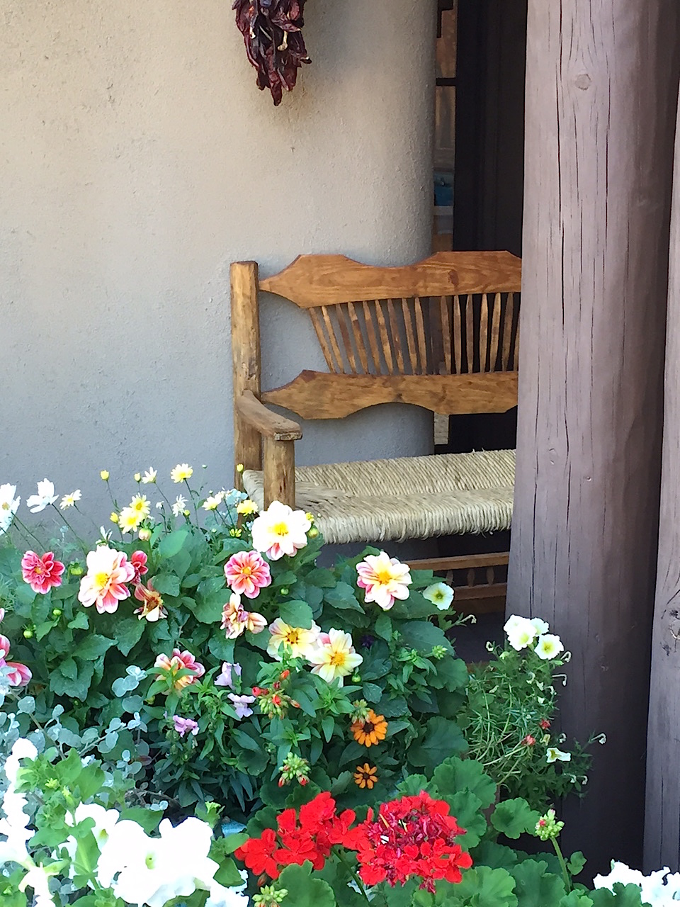 In addition to the breathtaking views, the courtyard was surrounded by the most fragrant flowers.