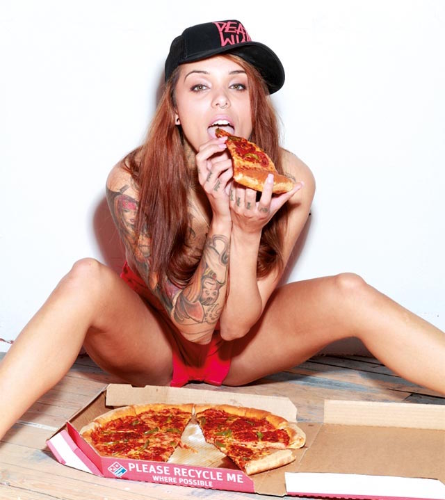 Cam Girls Take Pizza Delivery Naked