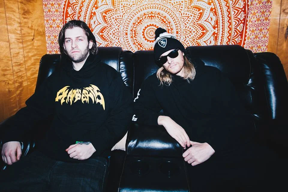 FREE SHIT FRIDAYS: Zeds Dead X DROELOE - Stars Tonight