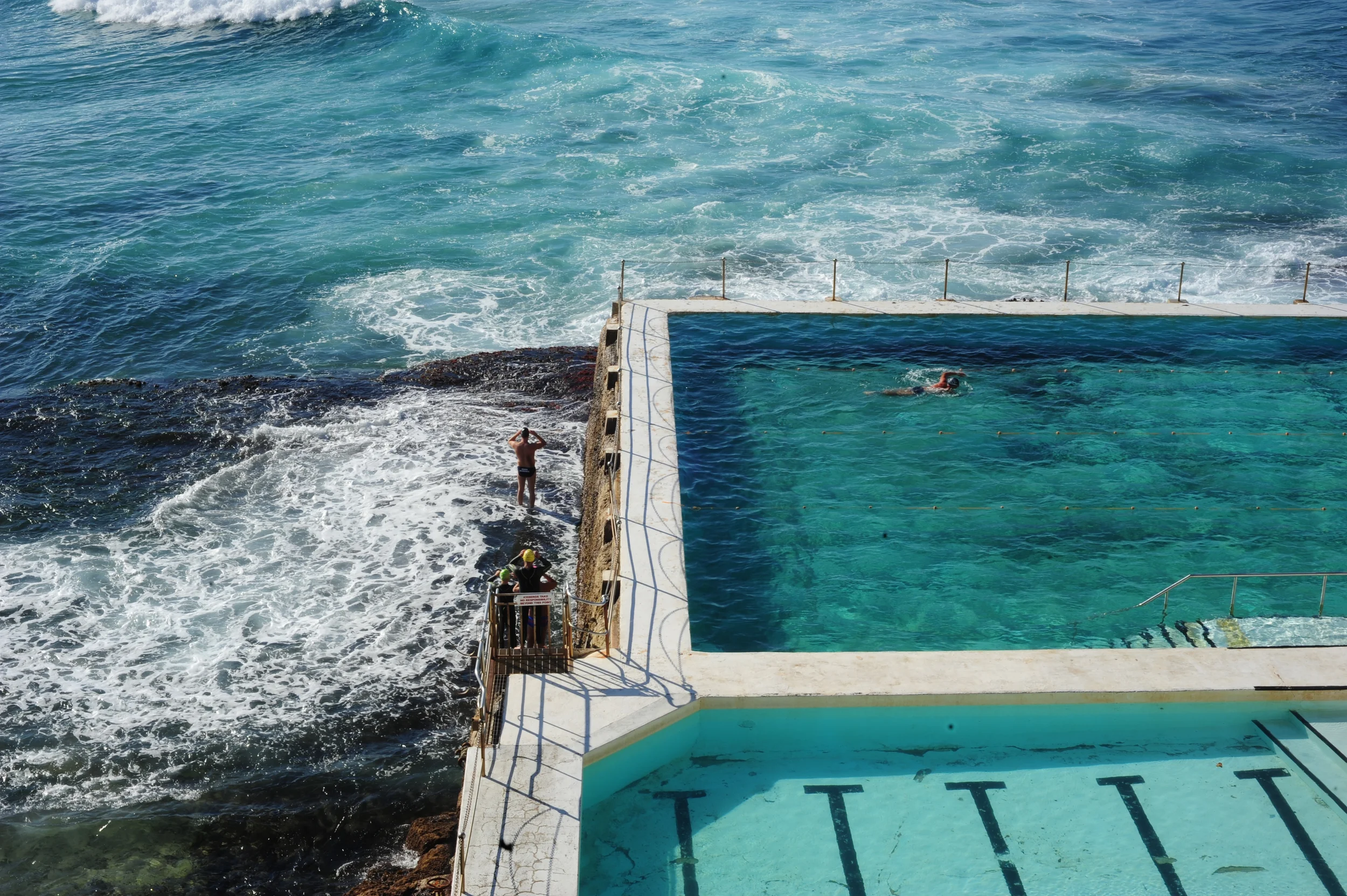 Bondi (13 of 99).jpg