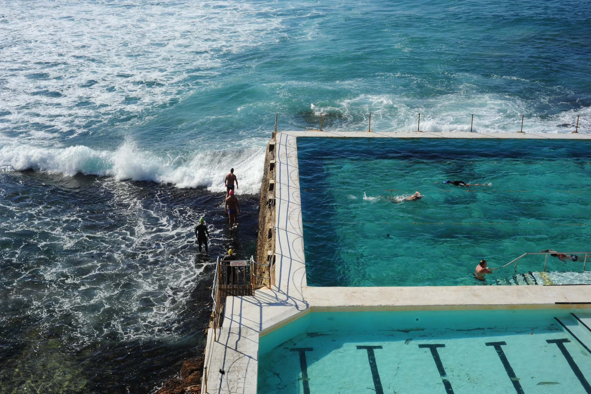 Bondi (15 of 99).jpg