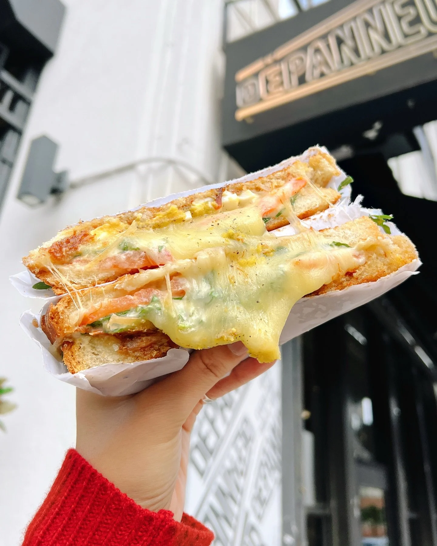 BREAKFAST SANDWICH 🔥 Our #12 comes with sharp white cheddar, tomato, egg, house made bacon jam, horse radish creme fraiche and arugula served pressed on buttered sourdough. 🤤 Come grab a bite ⚡️ #brooklynfoodie