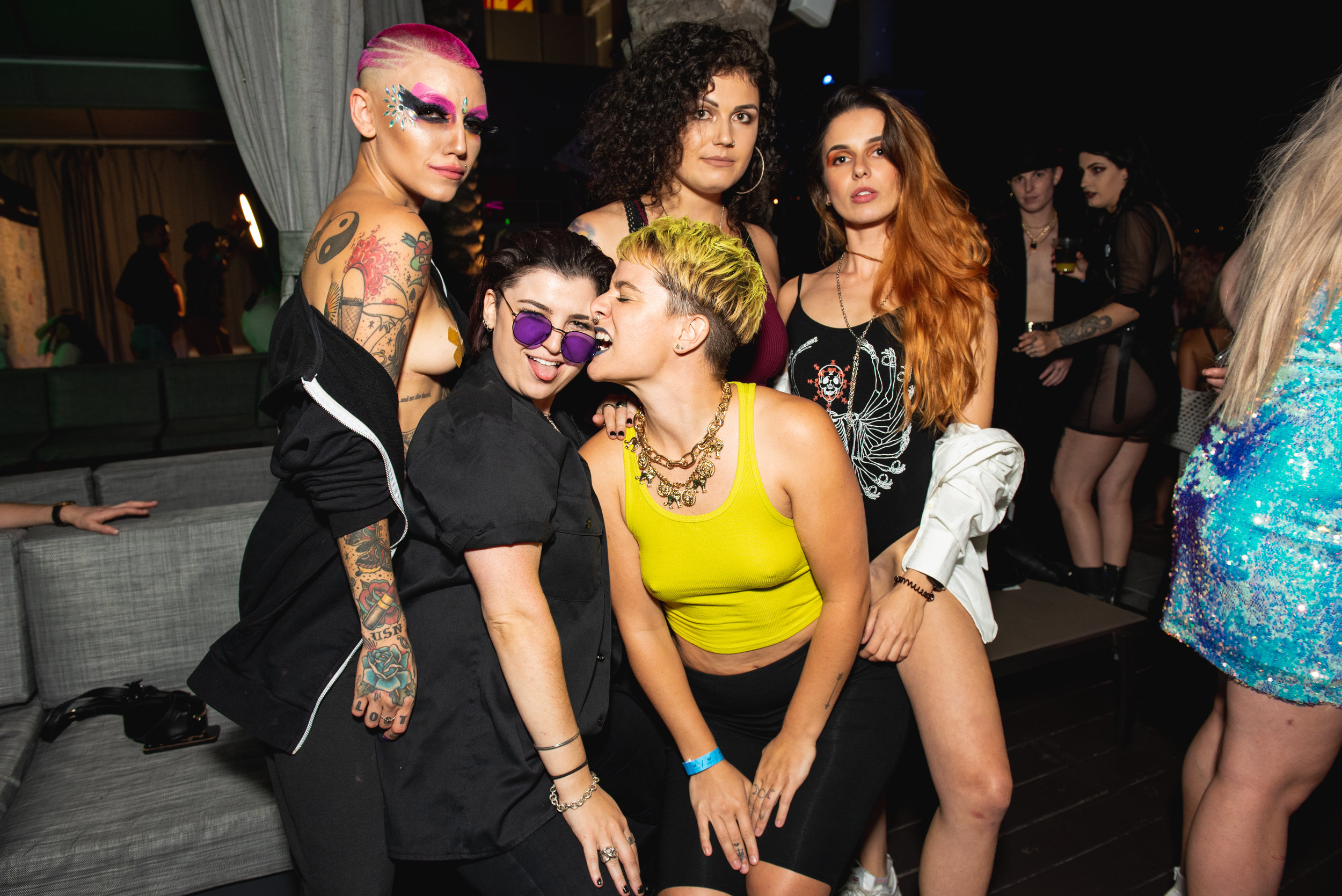 NEON(204of207).jpg