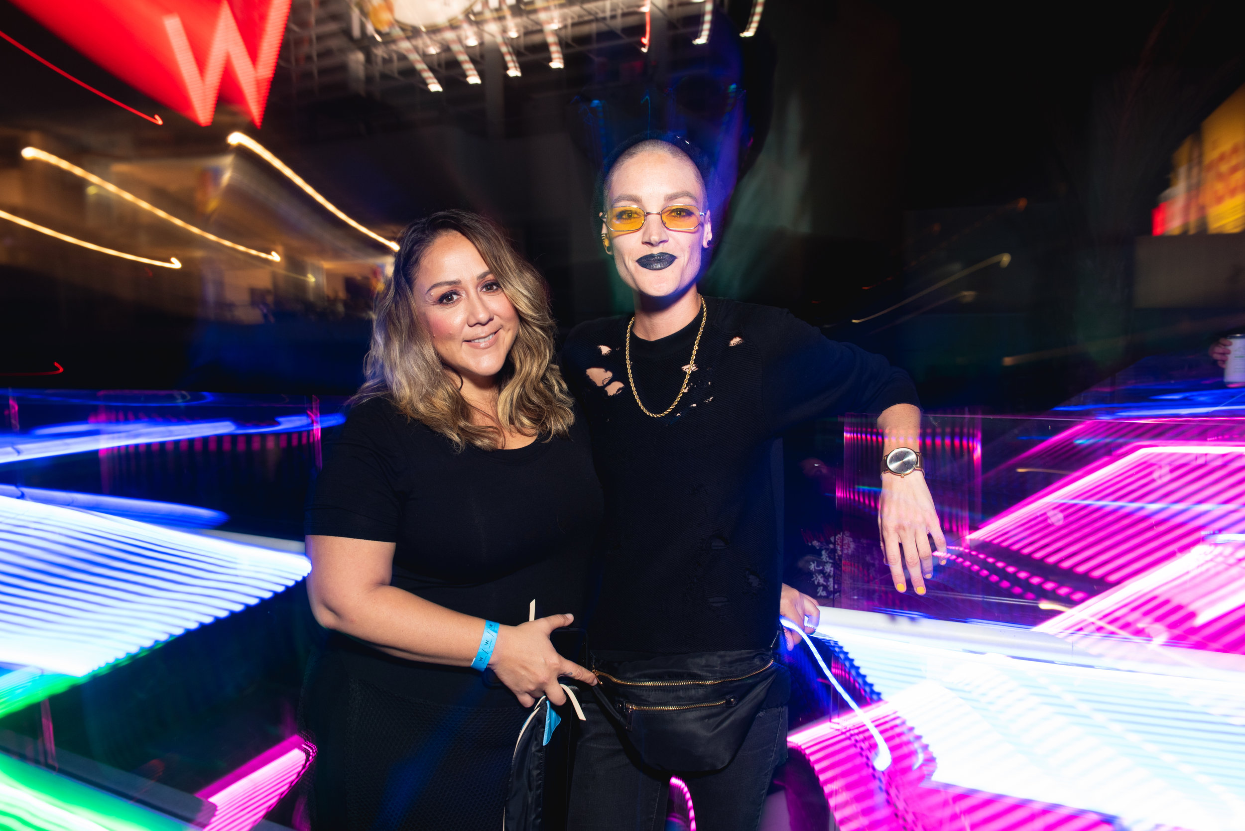 NEON(74of207).jpg