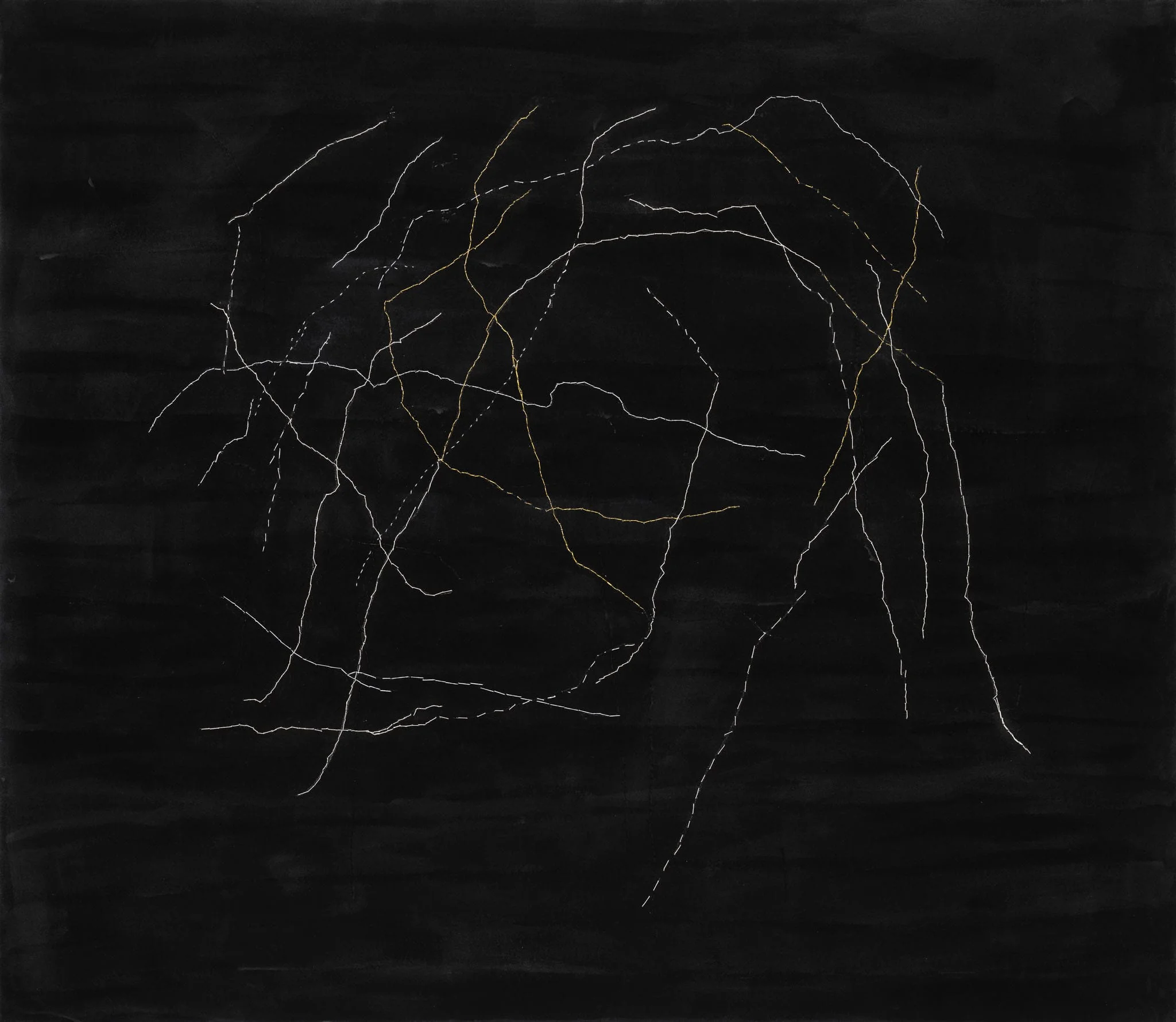 Hvit lintråd og gulltråd sydd på sort gesso, format 100x115cm
