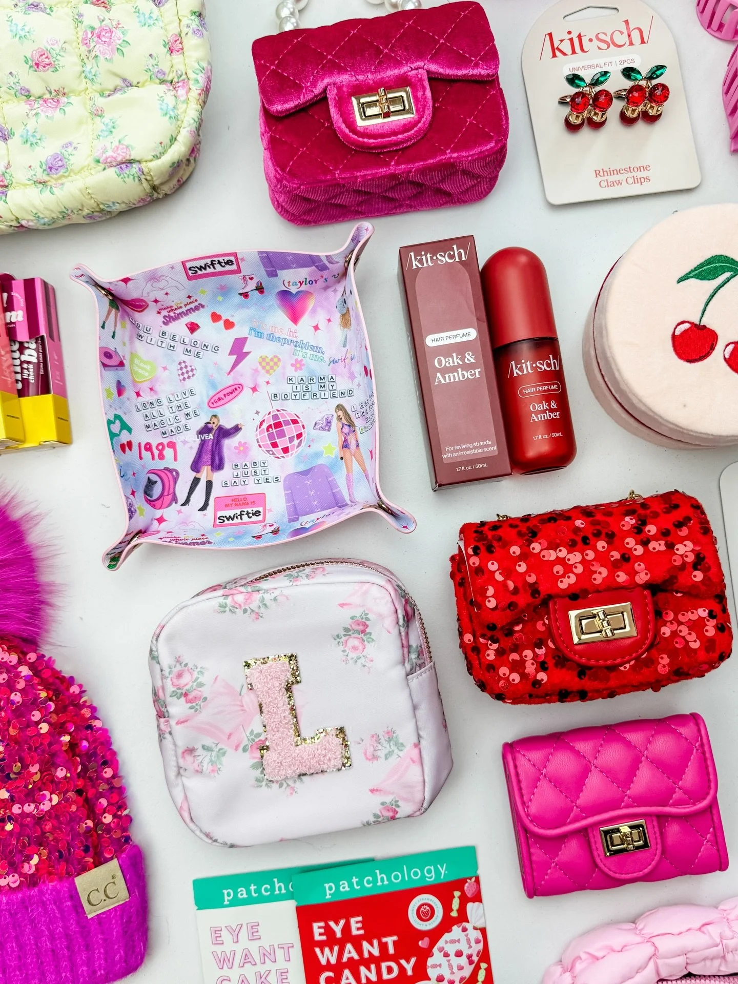 THREE shopping days left 🎀✨