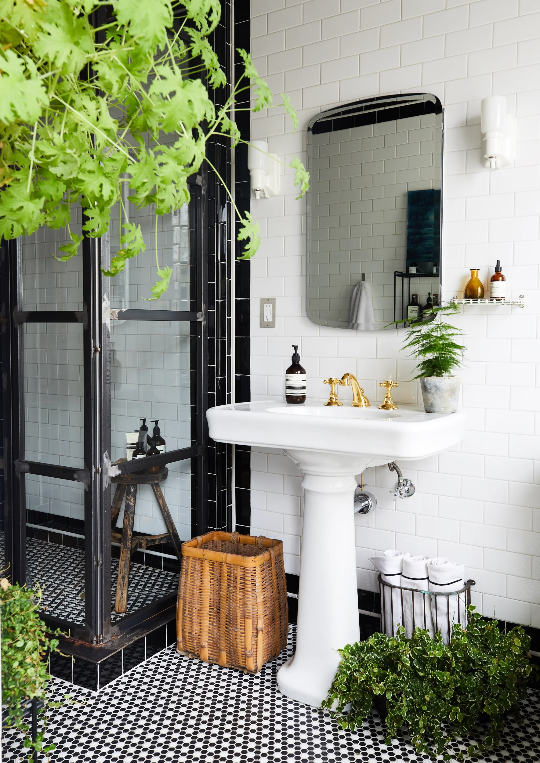 Chris_Benz_Bathroom_Master_008.jpg