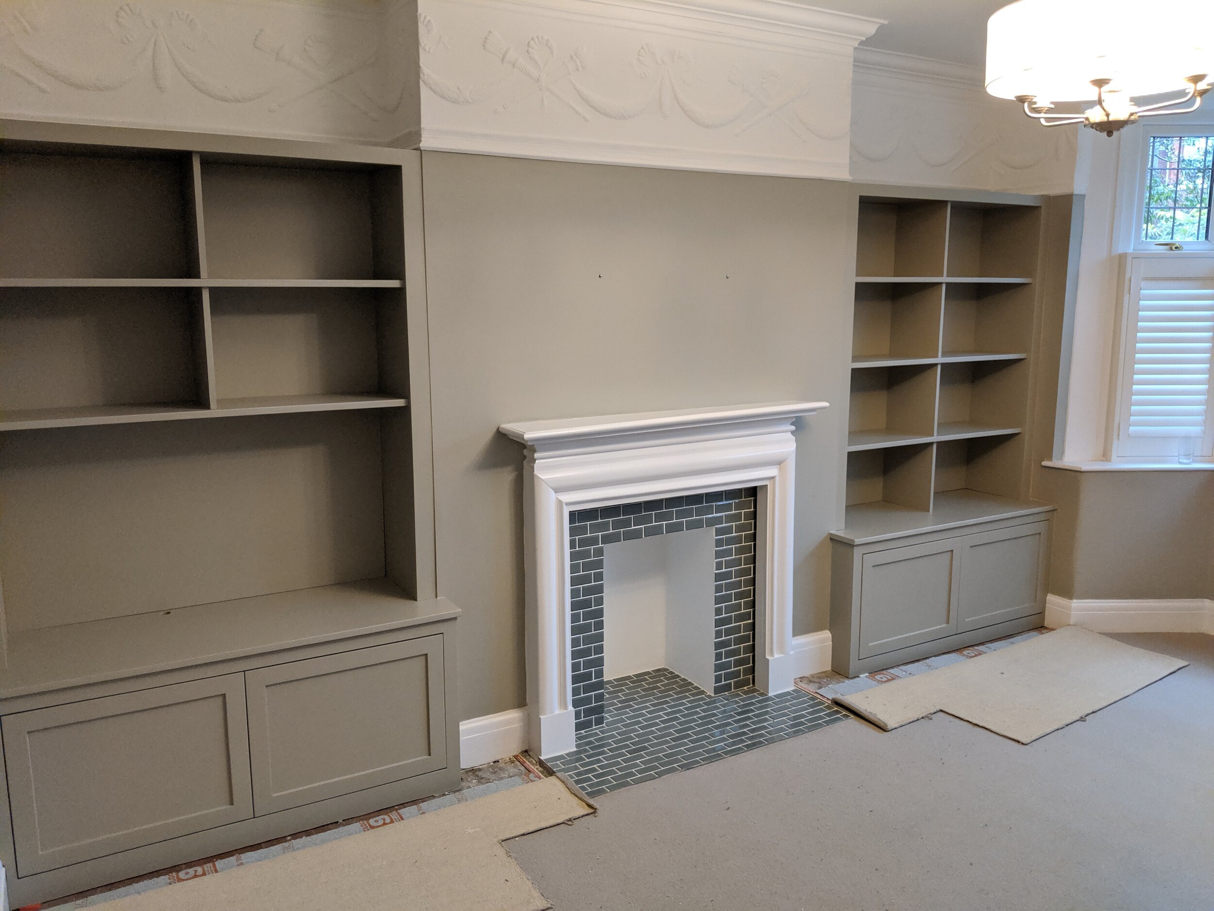 Alcove shelves and cupboards