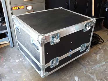 roadcase2.jpg