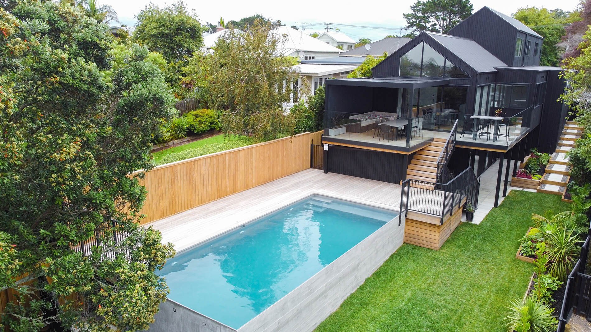 Copy of PoolsByDesign97.jpg