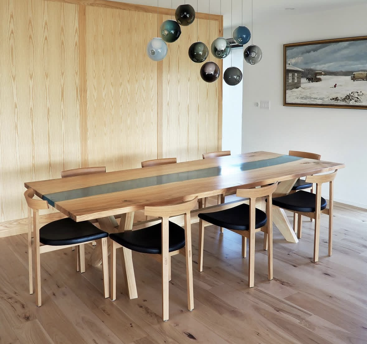 Rhine Artisans--Ash-River-Table-01.PNG