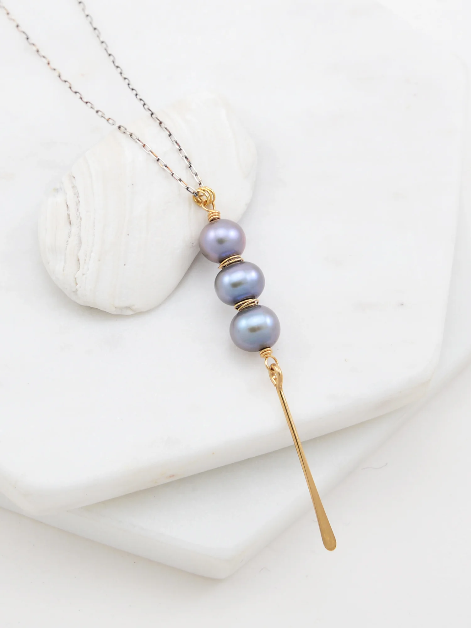 minimalpearlfringenecklace6.jpg