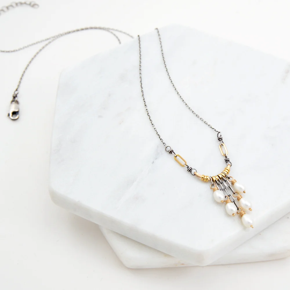 mixedmetalmodernpearlnecklace2.jpg