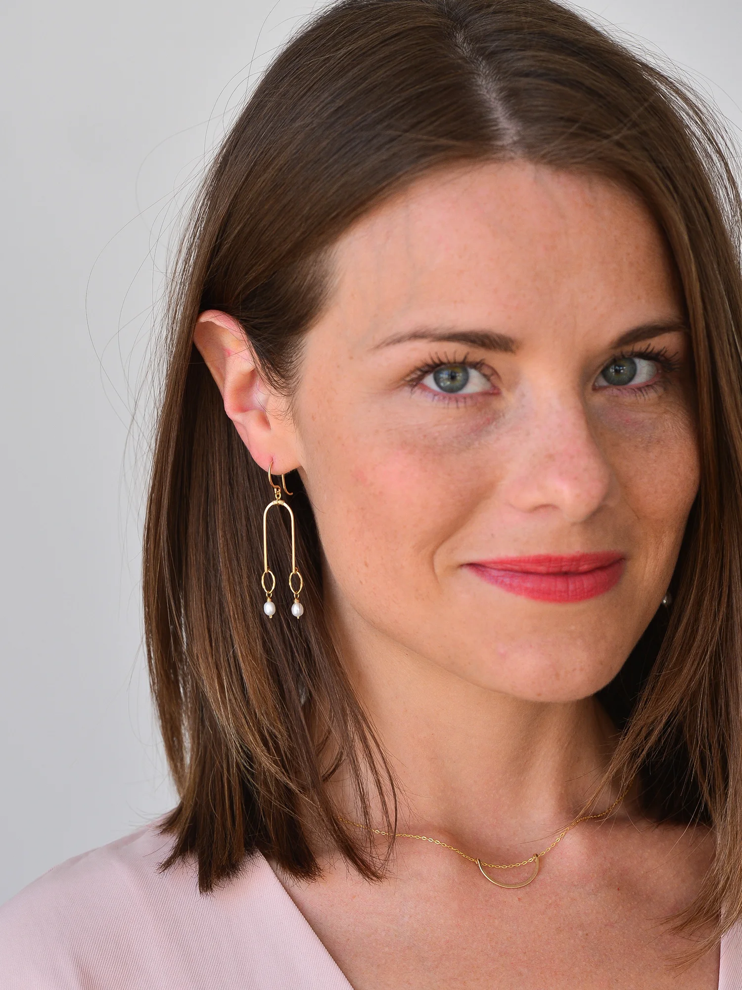 doublepearldropearrings-brooke2.jpg