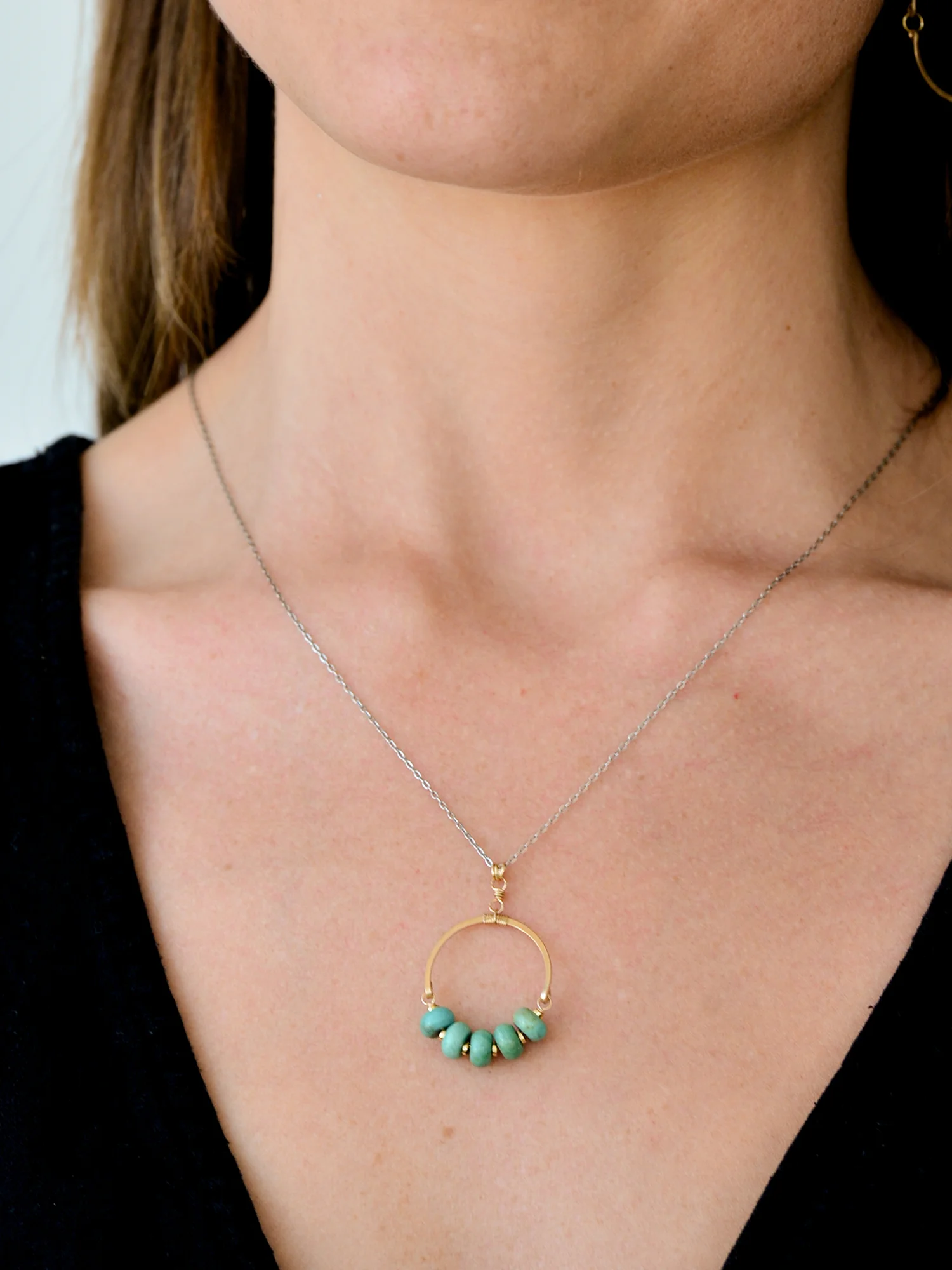 turquoisecirclenecklace-brooke2.jpg