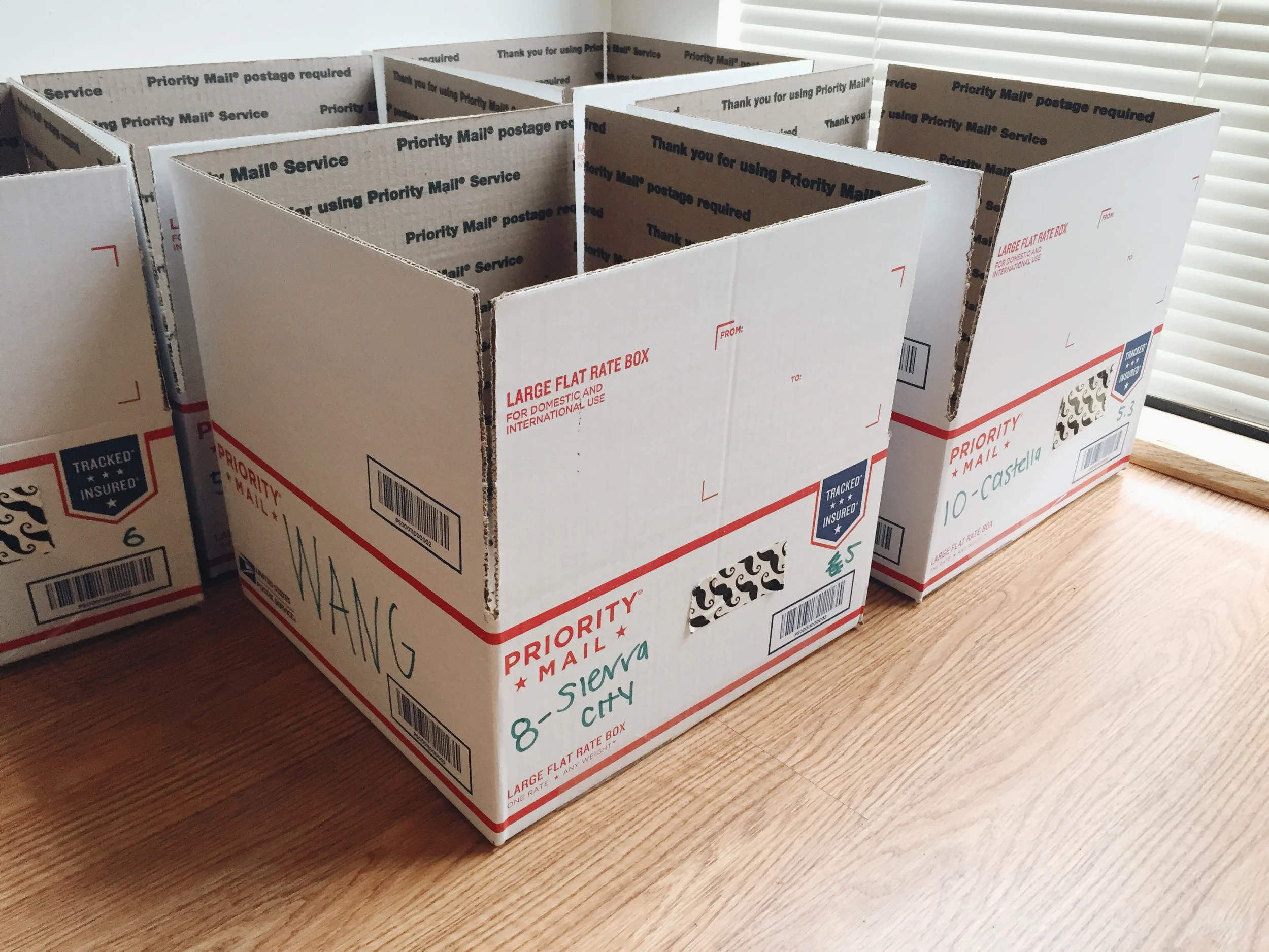 Some pre-marked boxes...some reason I feel like it doesn't stand out much. o_O I need better markers/tape.
