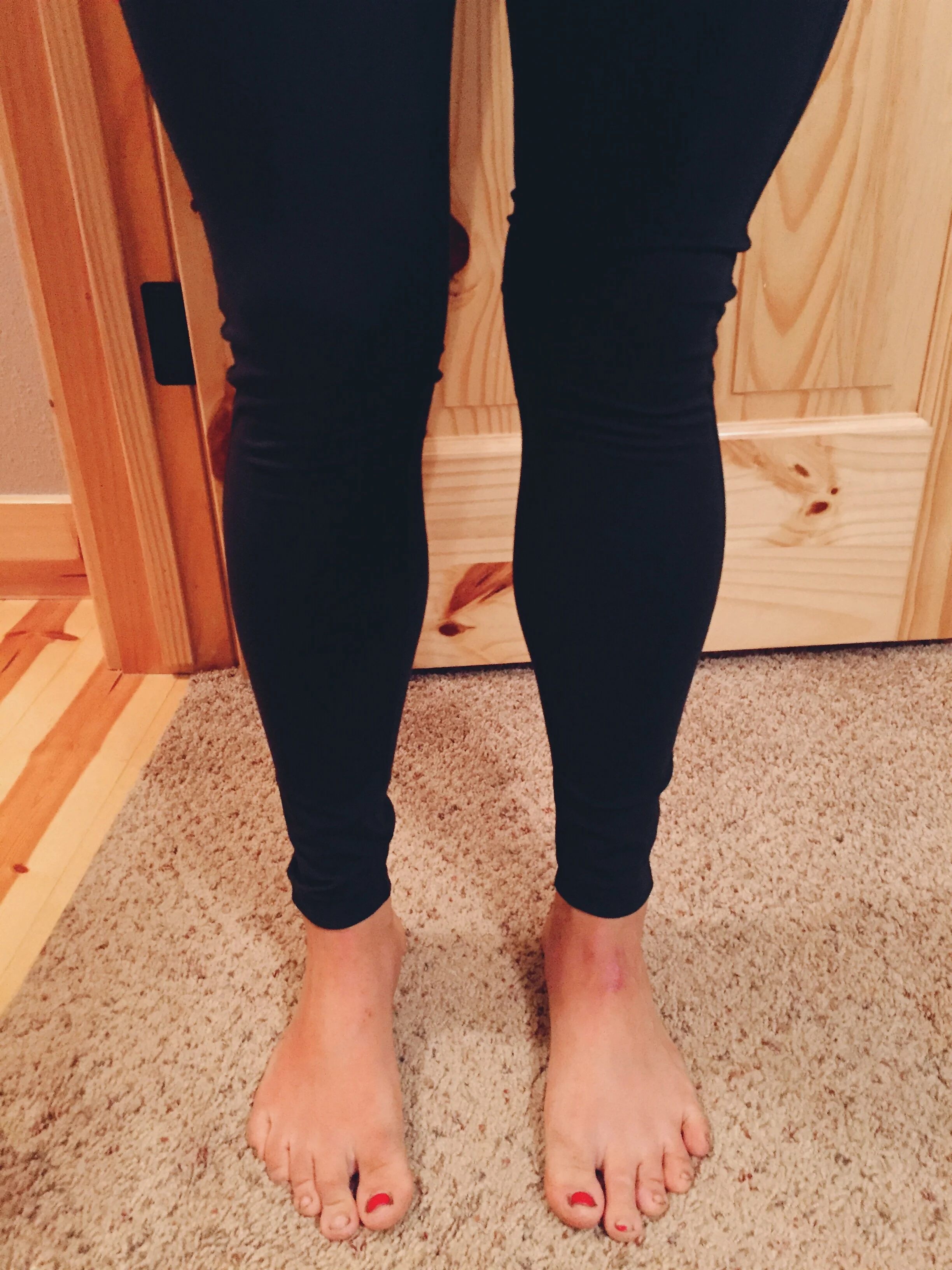 Tried on my girlfriend leggings! My leg muscles are so huge. 