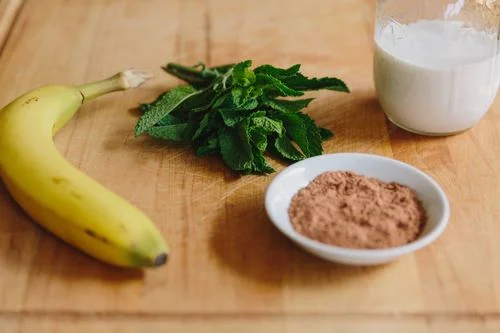 Dairy-Free Mint Chocolate Smoothie