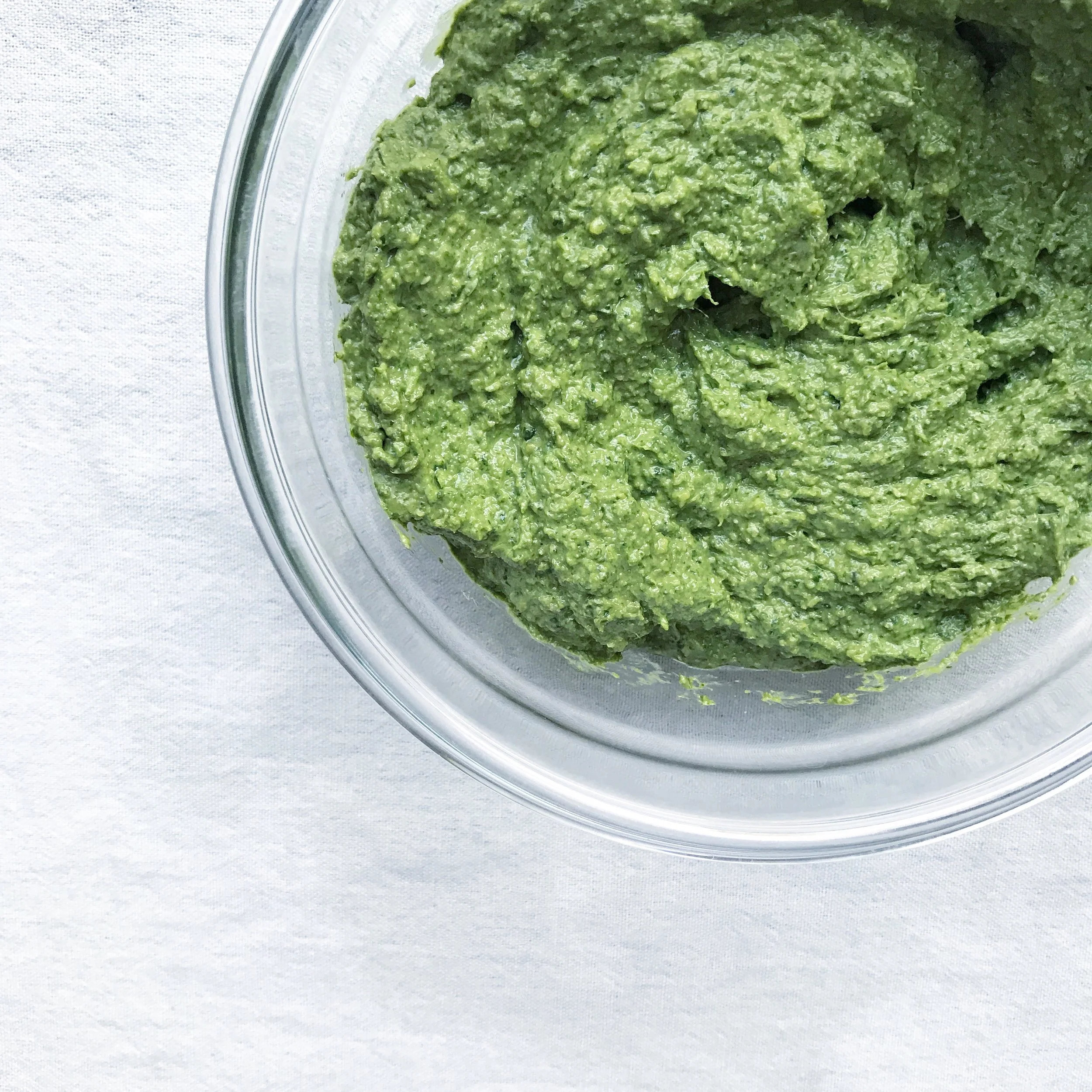 Detoxing Green Herb + Walnut Pesto (paleo/ vegan/ sugar-free)