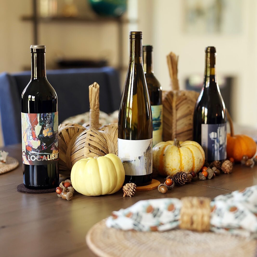 It&rsquo;s almost Thanksgiving and our wines are ready to pour. The Kerner pairs perfectly with apps and the Pinot goes great with the rest of the meal! Don&rsquo;t forget to add them to your holiday shopping list! Your turkey will thank you 😉🦃🍷

