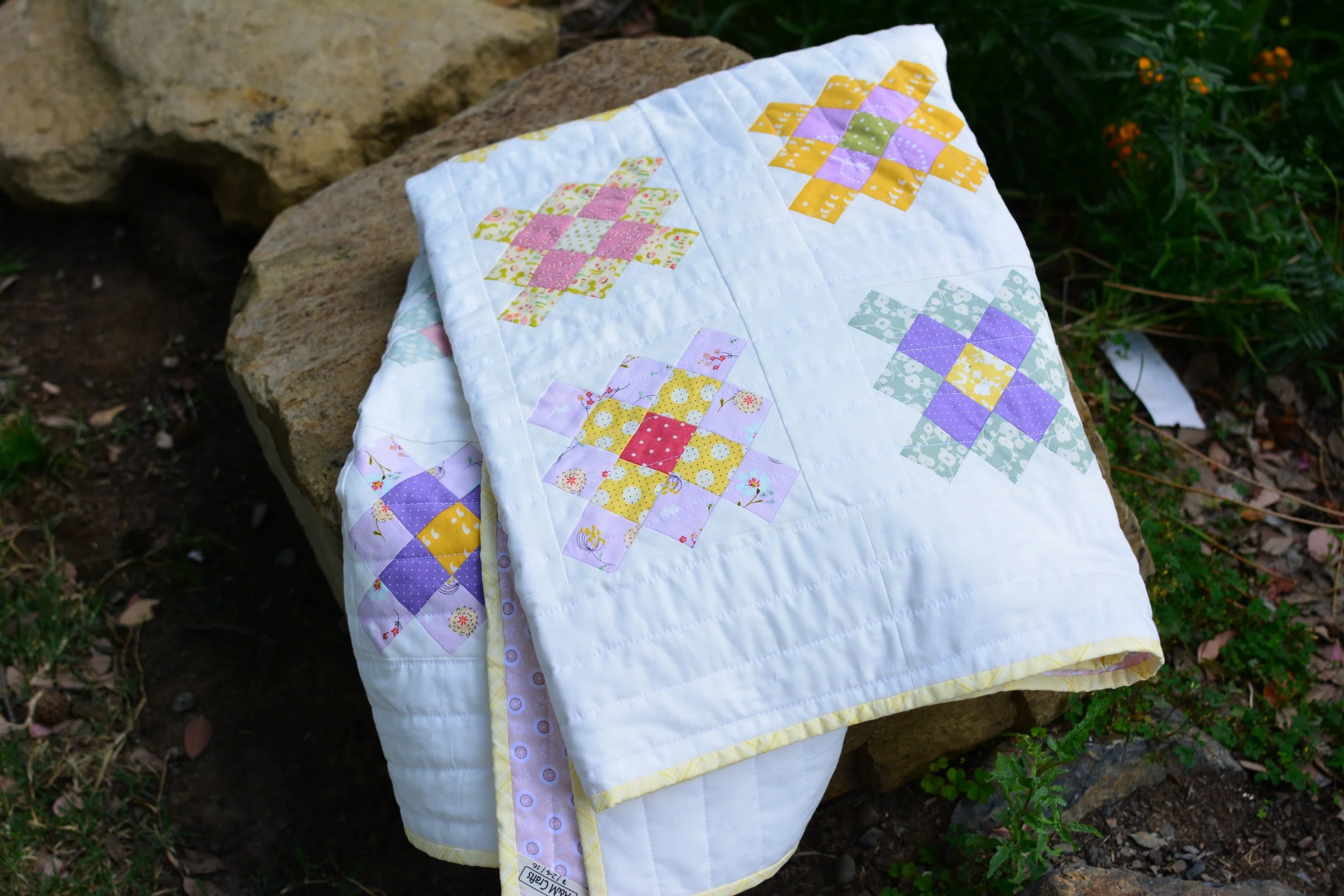 GRANNY SQUARE QUILT 