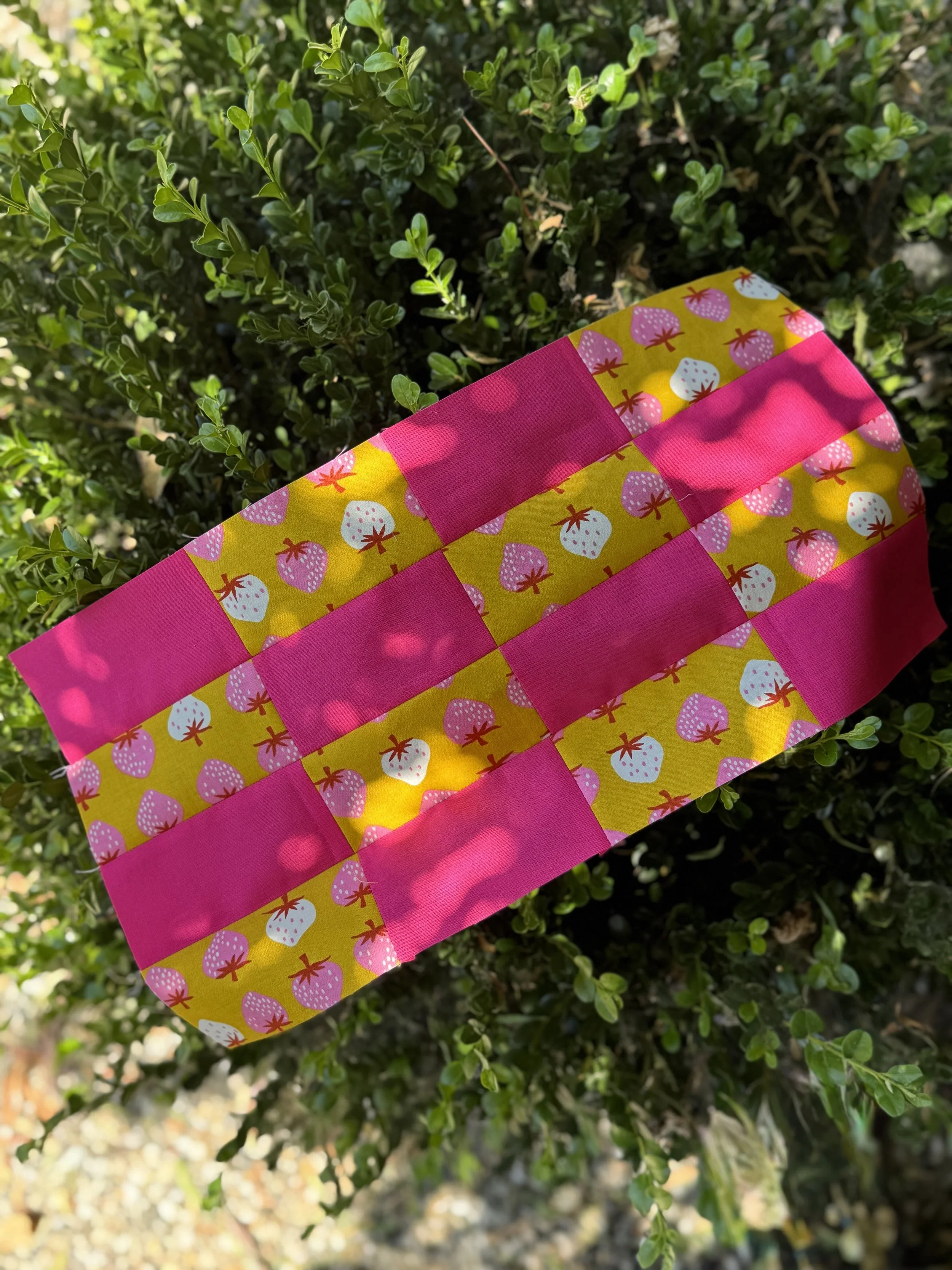 Stretched Sixteen Patch - Quilt Block Tutorial 