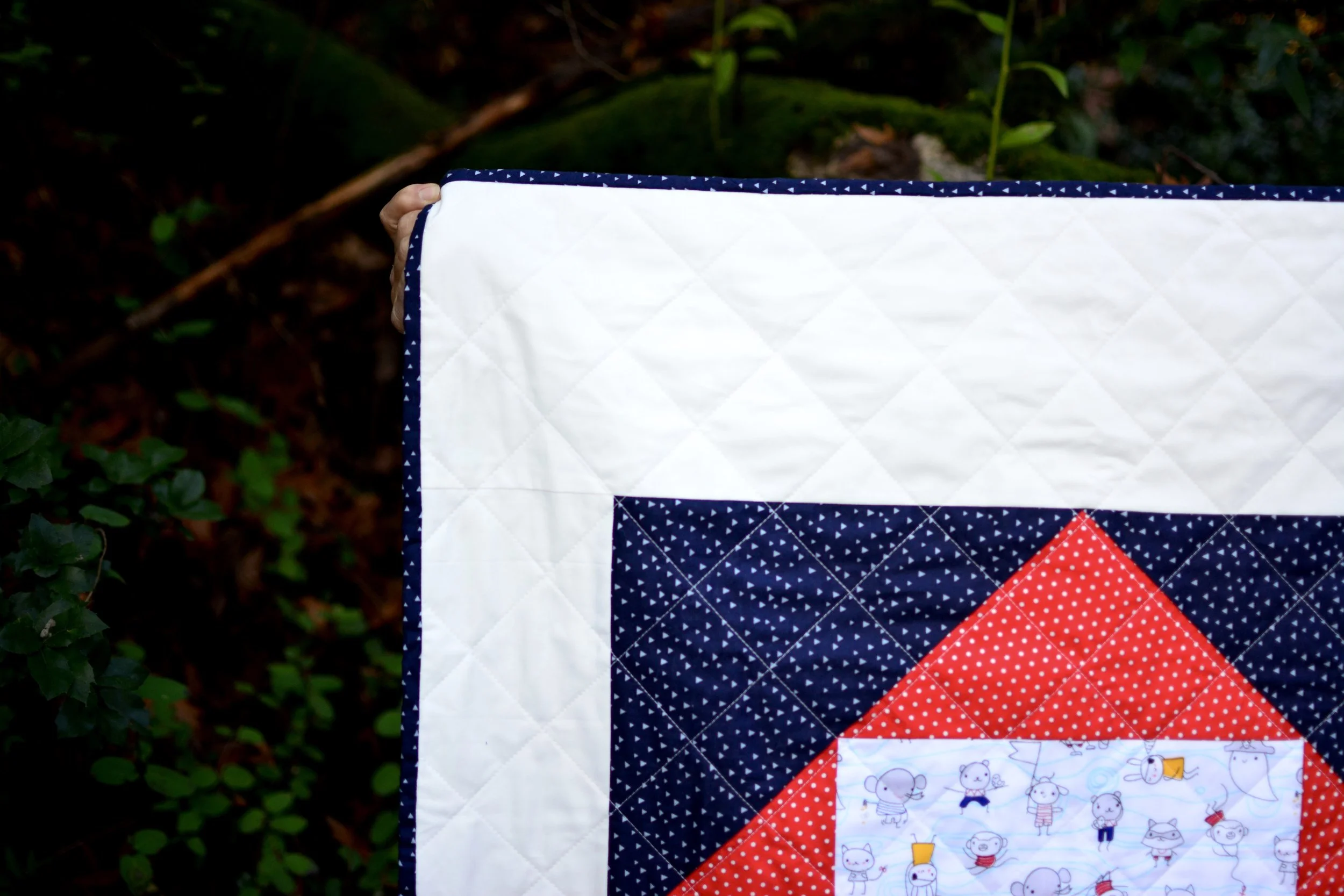 SQUARE IN A SQUARE QUILT 