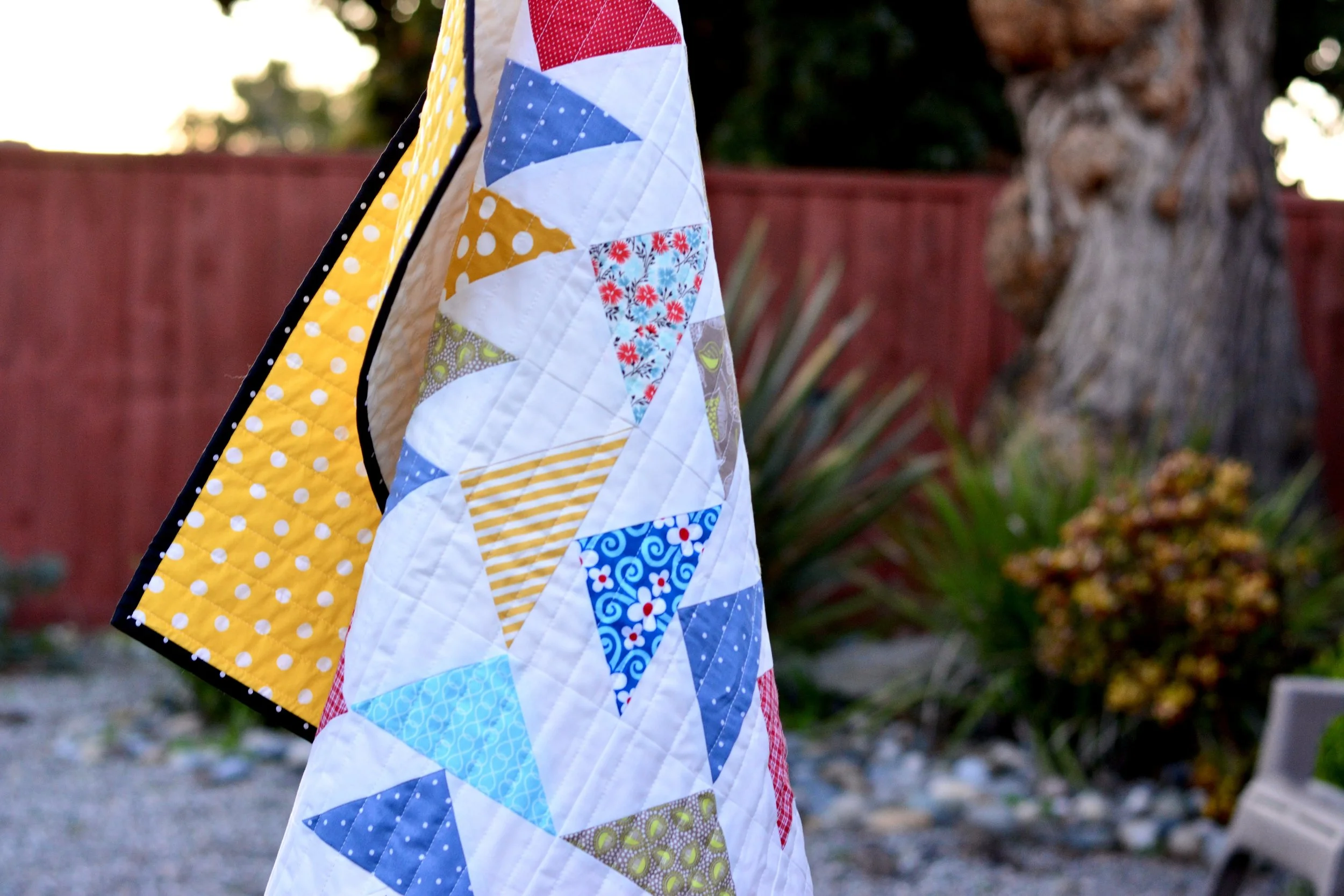 SCRAPPY FLYING GEESE QUILT 