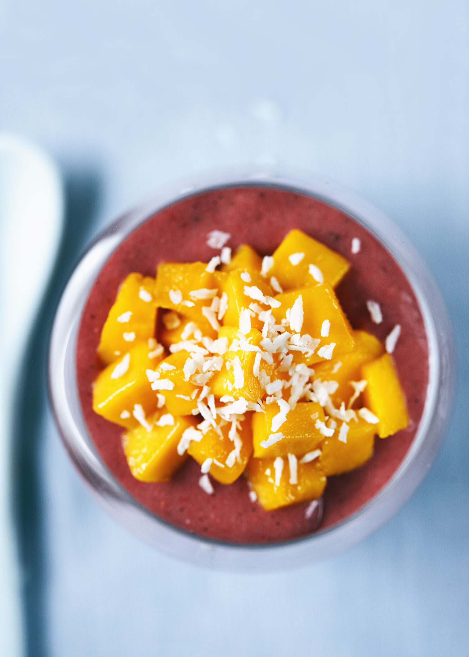 Guava & Strawberry Chia Pudding Parfait // Natural Girl Modern World // Vegan & Gluten Free