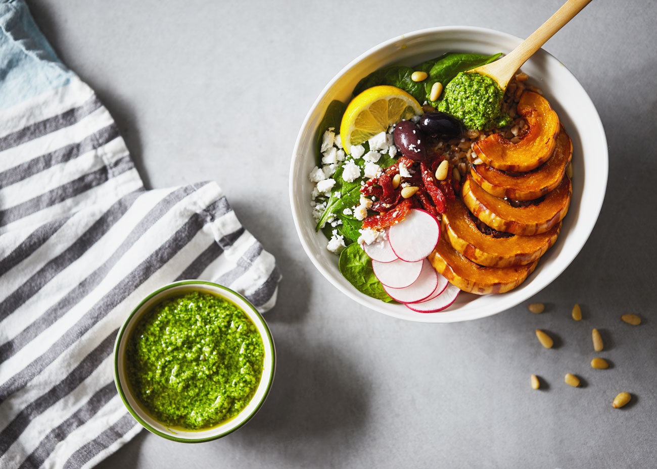 Grain Bowl with Spinach and Feta Pesto // Natural Girl Modern World