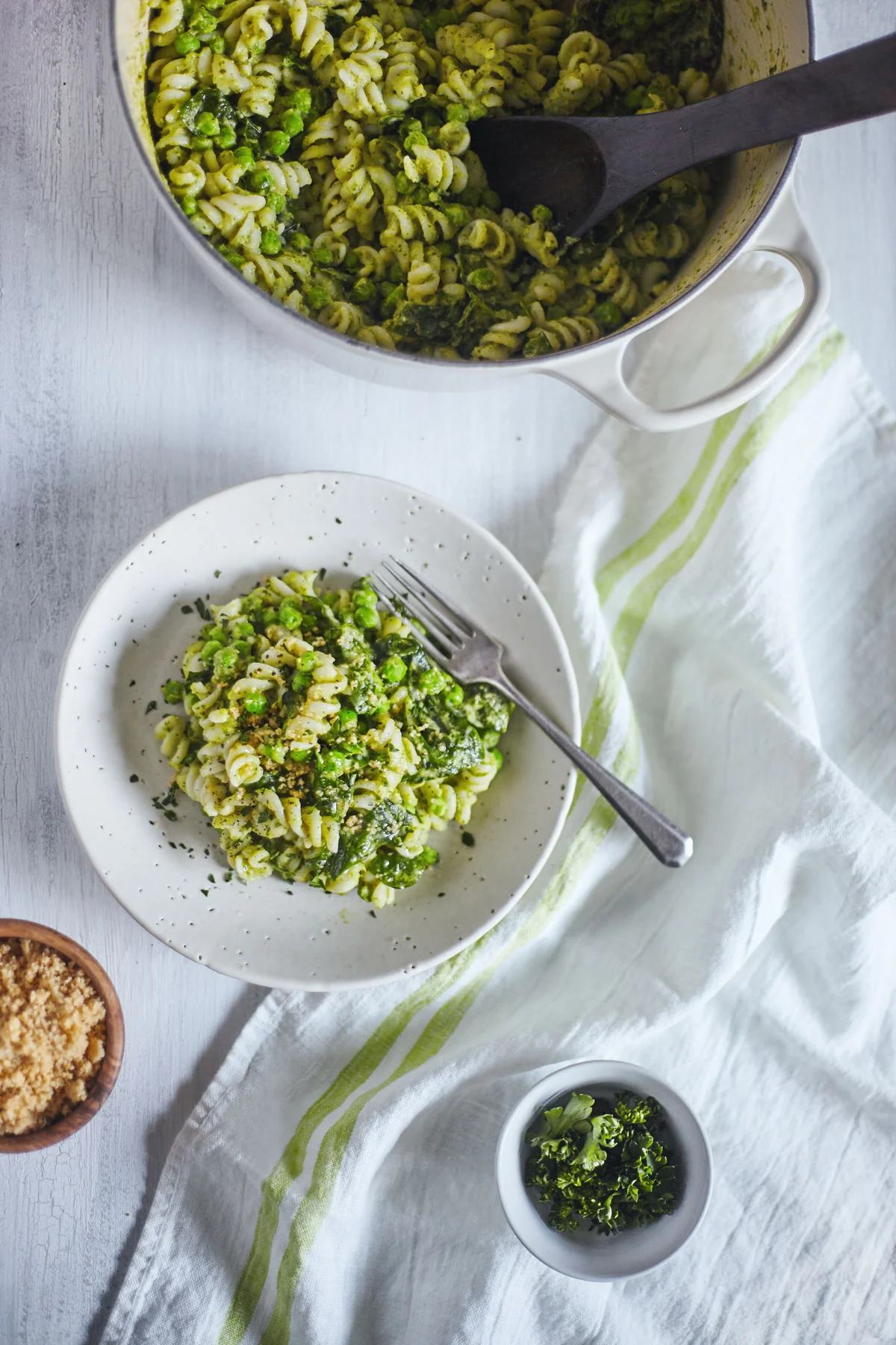 Creamy White Bean Pesto Pasta // Natural Girl Modern World // Vegan & Gluten Free