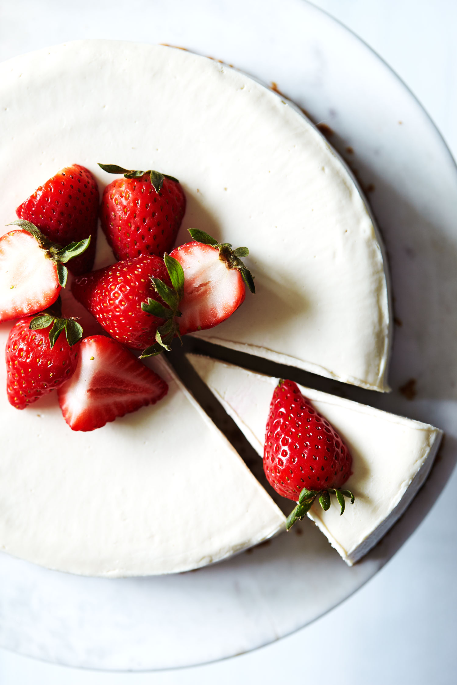 Vegan Cheesecake with Strawberry Rhubarb Sauce // Natural Girl Modern World // Vegan & Gluten Free