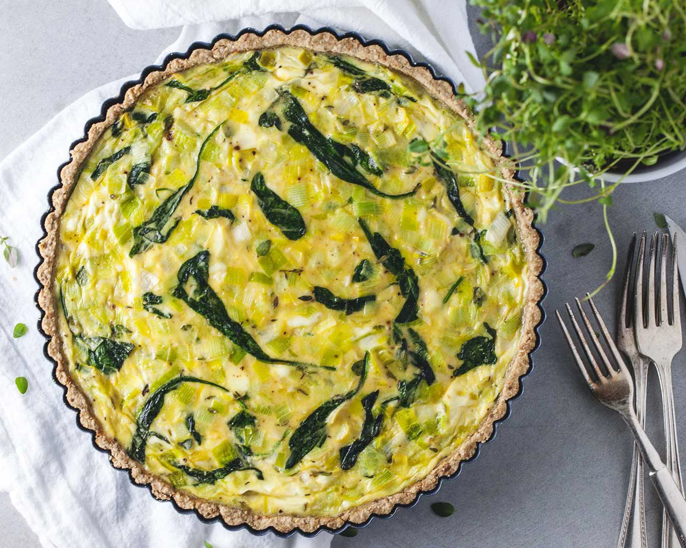 Quiche with Leeks, Thyme and Goat Cheese // Natural Girl Modern World // Vegetarian & Gluten Free