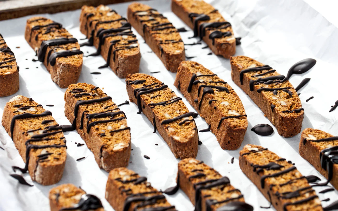 Pumpkin Pecan Biscotti // Natural Girl Modern World // Vegan