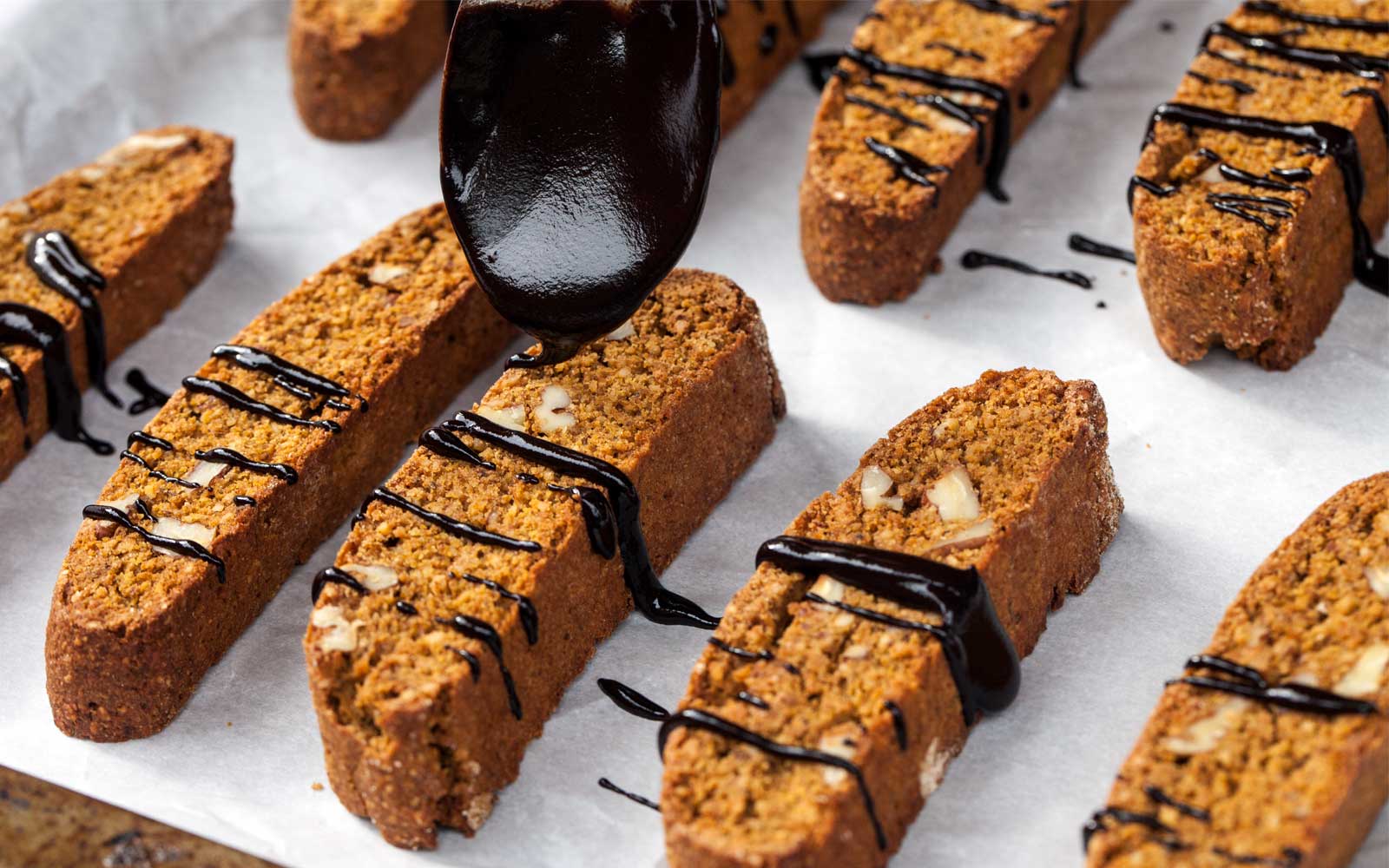 Pumpkin Pecan Biscotti // Natural Girl Modern World // Vegan