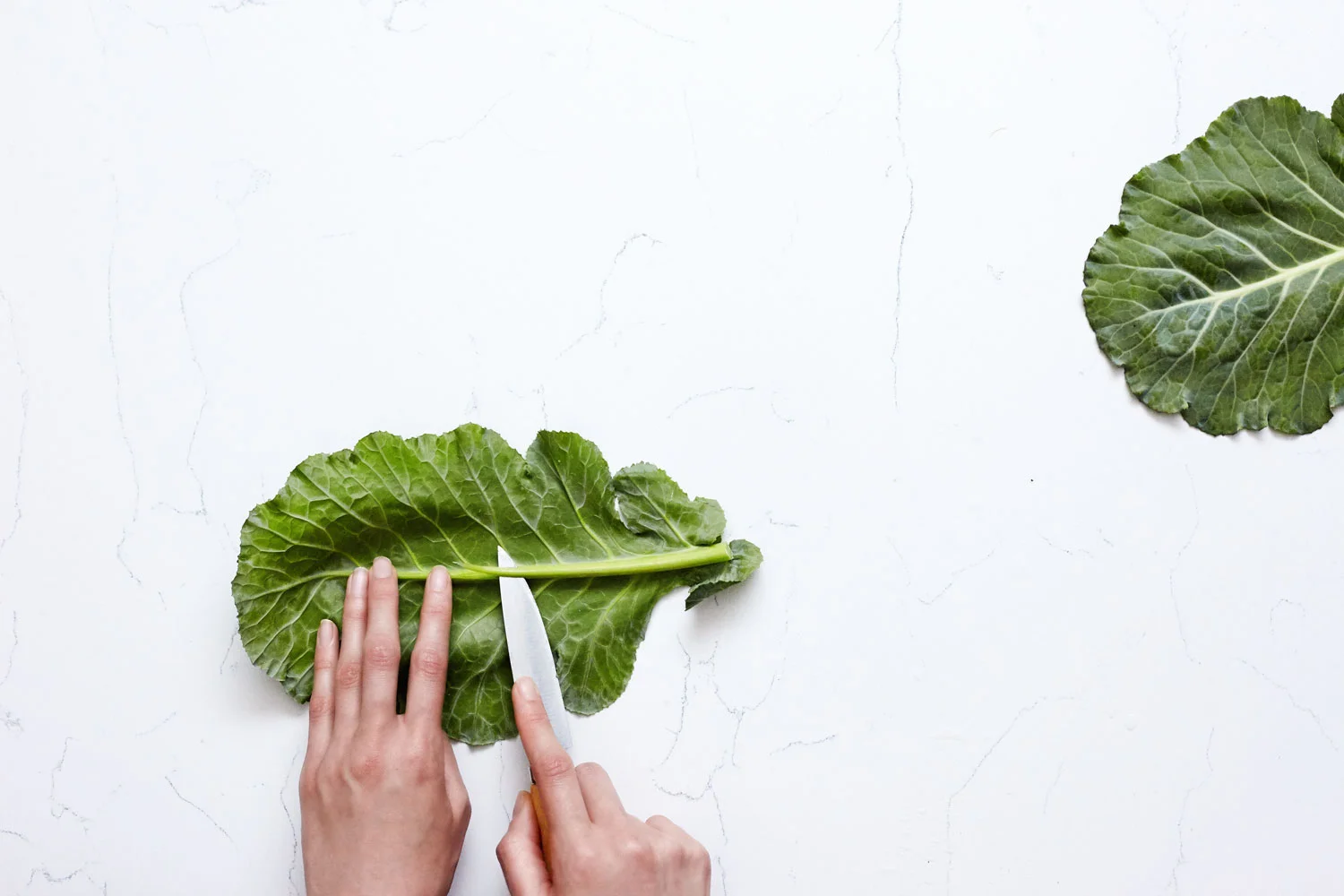 Greek Collard Green Wraps with Vegan Tzatziki // Natural Girl Modern World // Vegan & Gluten Free