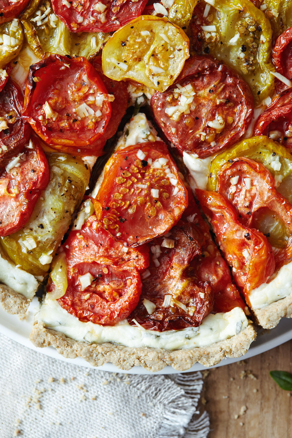 Heirloom Tomato Tart with Gluten Free Crust // Natural Girl Modern World// Vegetarian & Gluten Free