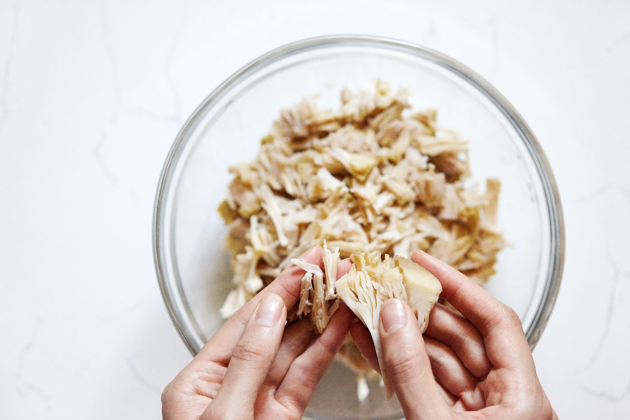 Pulled Jackfruit Bahn Mi Sandwiches // Natural Girl Modern World // Vegan & Gluten Free (optional)