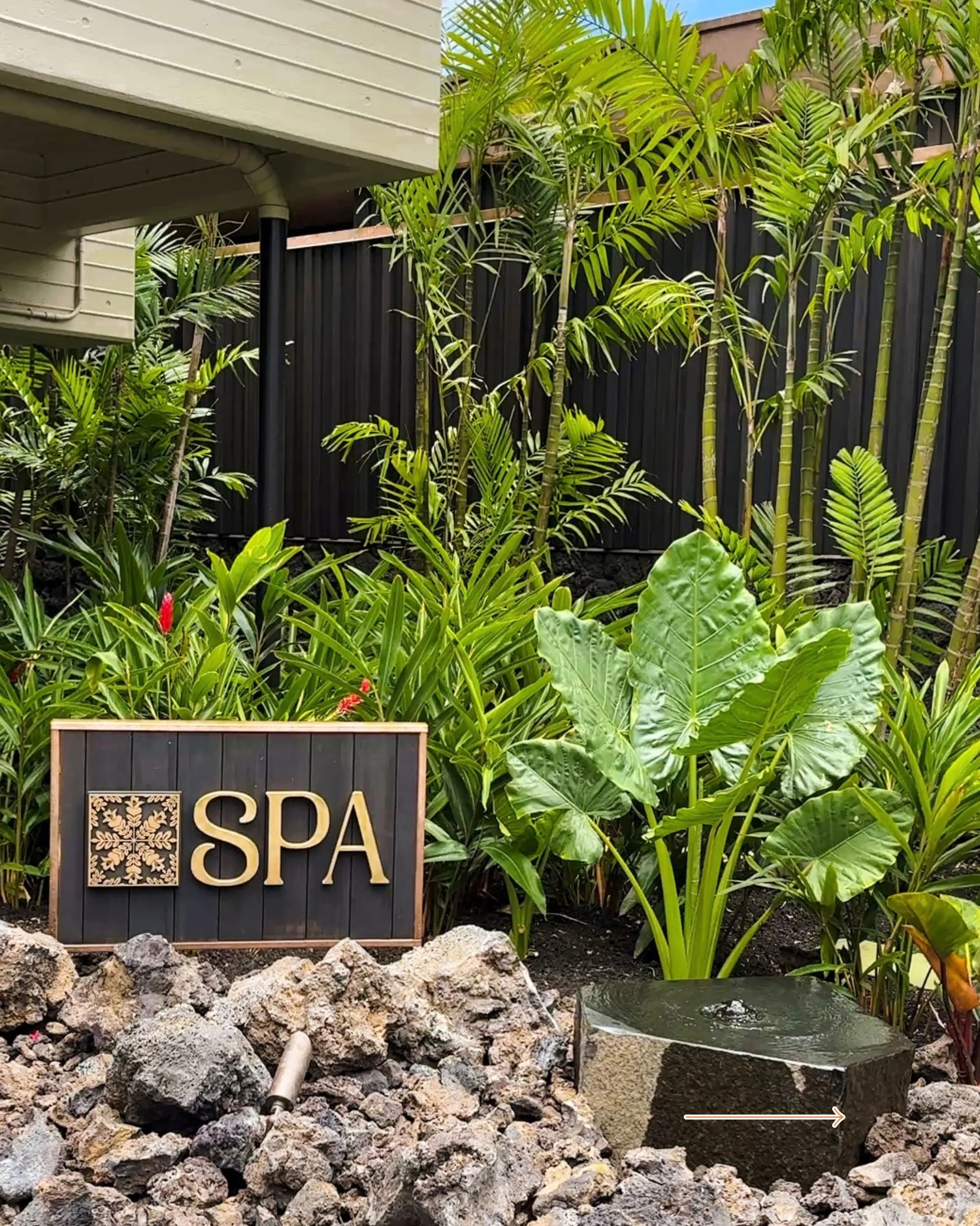 A collection of my vessels are now on display inside the lobby of the newly renovated spa at Mauna Kea Beach Hotel in Waimea, Hawaiʻi Island. The interiors are beautifully designed by MADE, whose use of natural woods, stone textures, soft curves, and