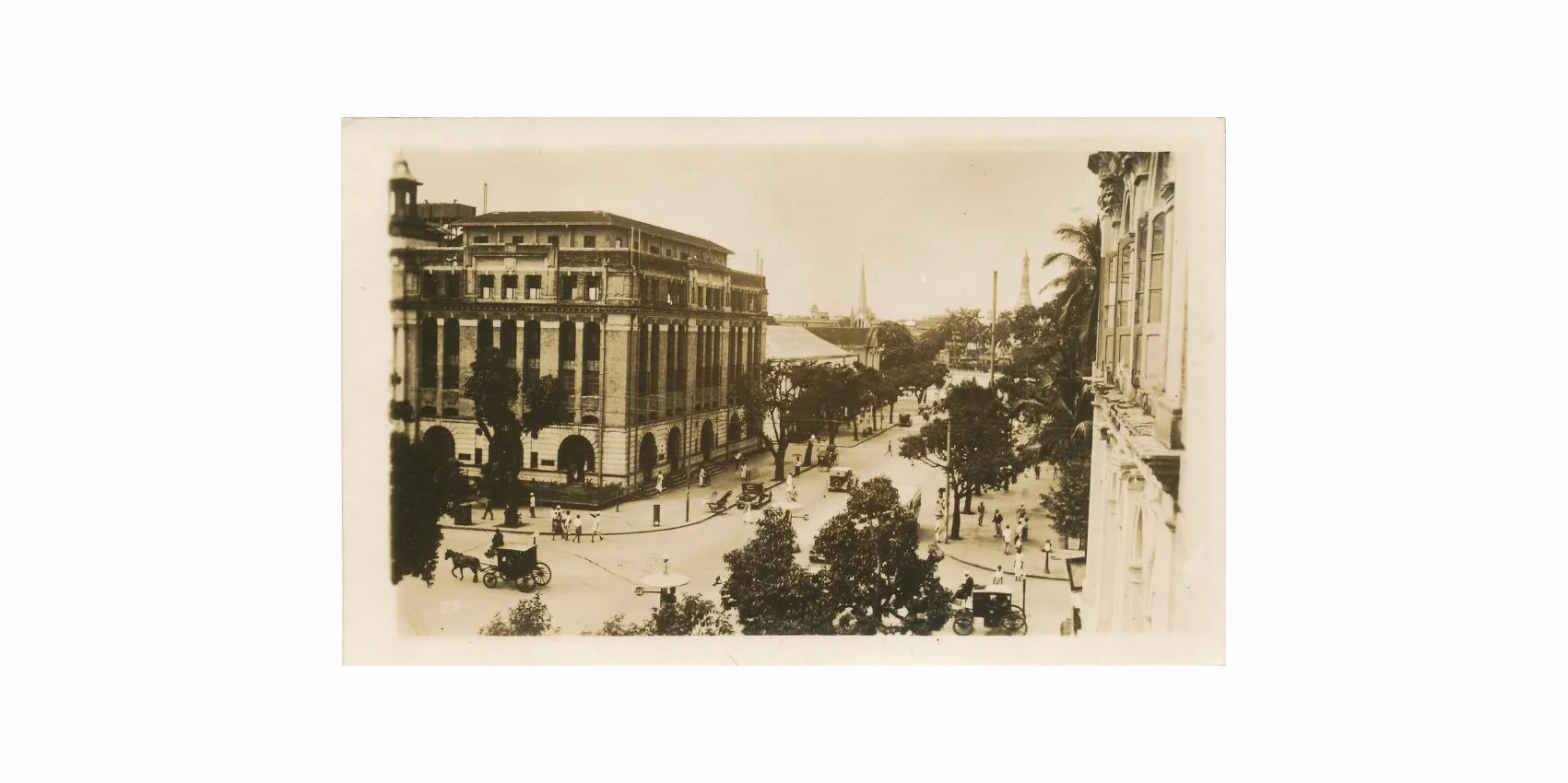Mahabandoola Road1940s.jpg