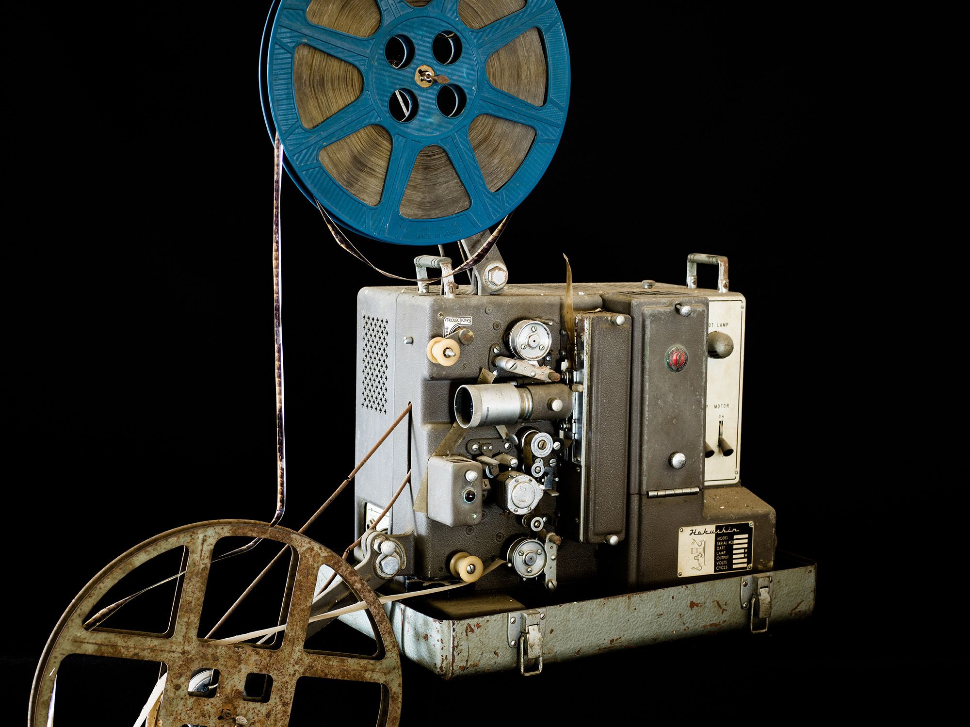 A Japanese Hakushin 16mm film projector.