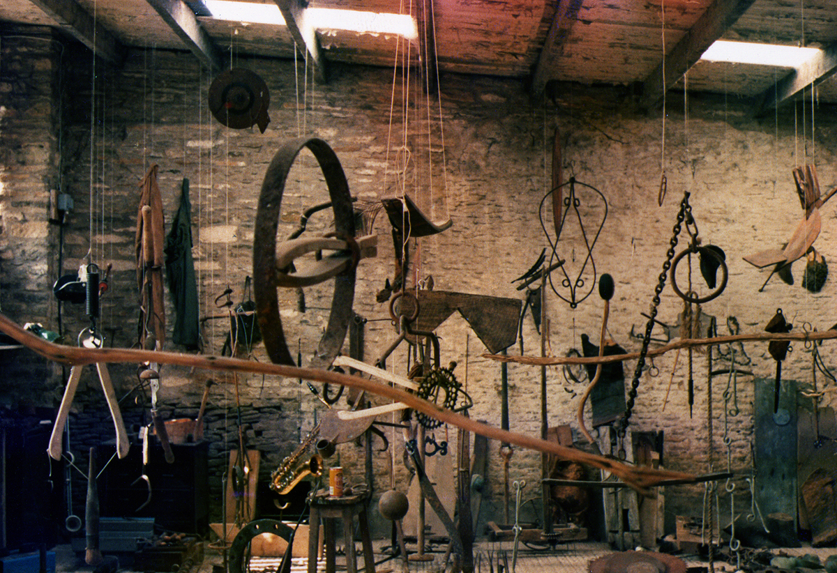 Barn-studio-Paul-Grellier-sculpture-1.jpg