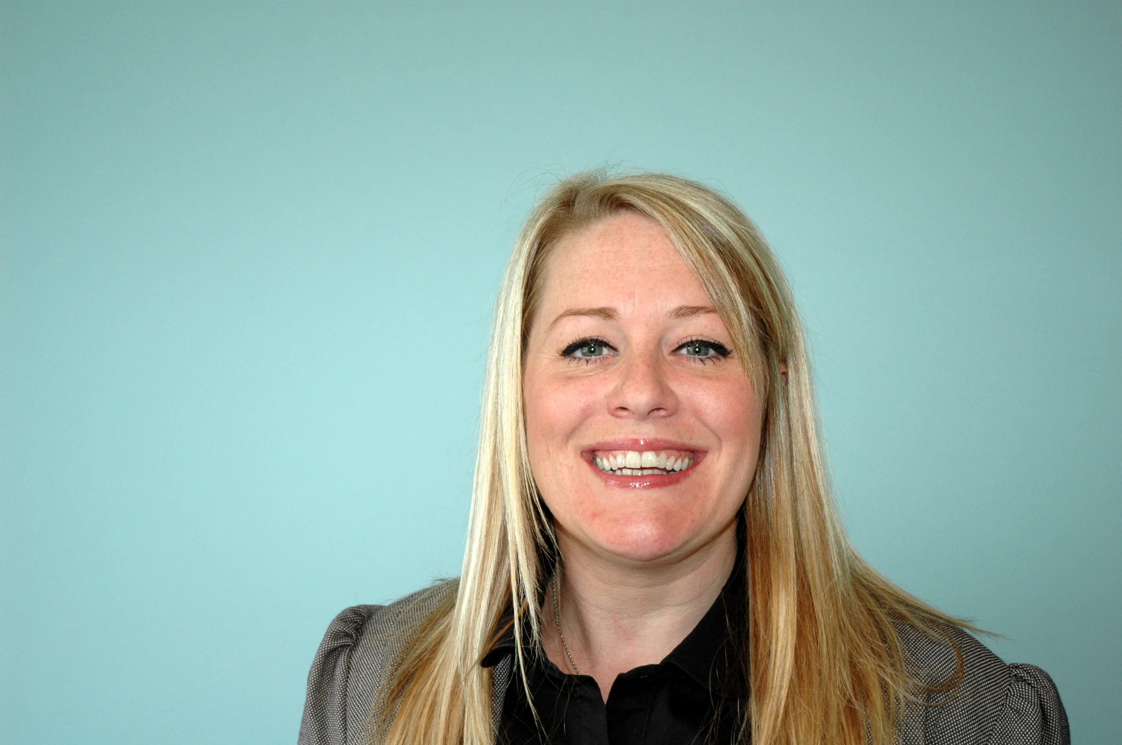 SHELLEY LLOYD - RELATIONSHIP DIRECTOR