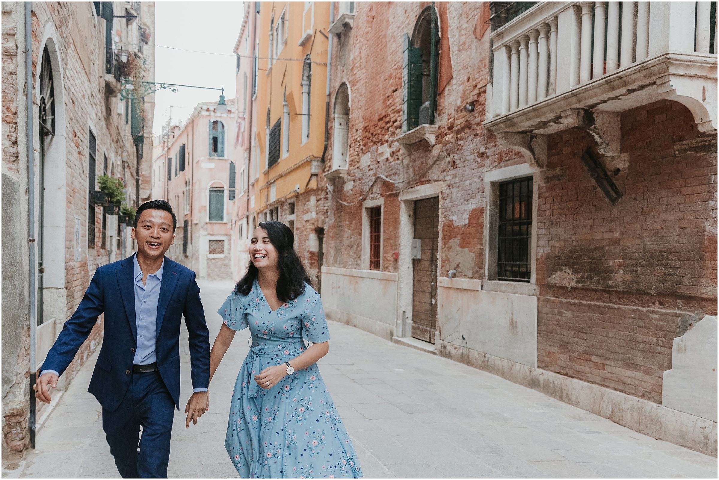 FotografoVenezia-HoneymoonInVenice-VenicePhotographer-PhotographerInVenice-ElopementInVenice-PhotographerelopementInVenice-19.jpg