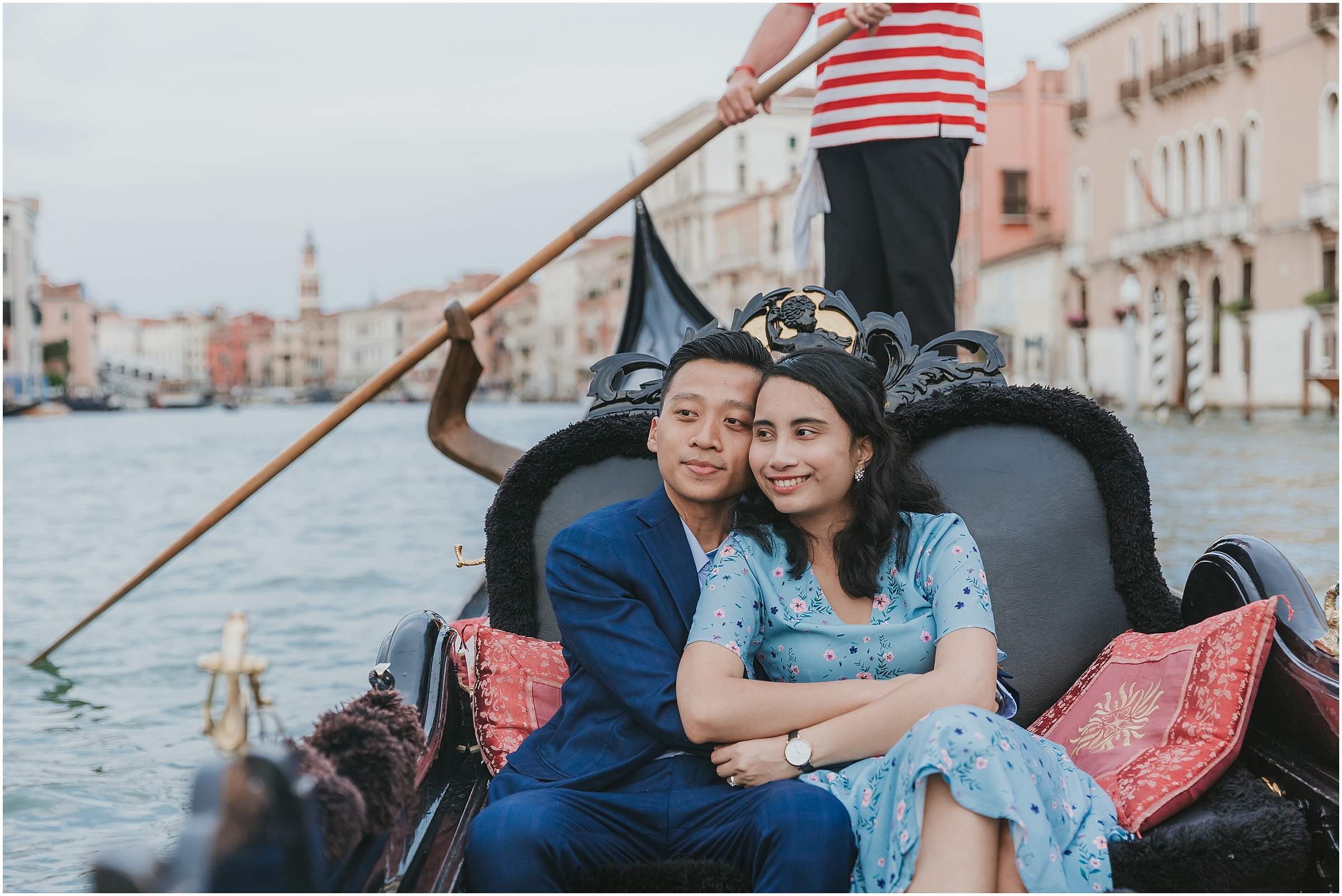 FotografoVenezia-HoneymoonInVenice-VenicePhotographer-PhotographerInVenice-ElopementInVenice-PhotographerelopementInVenice-21.jpg