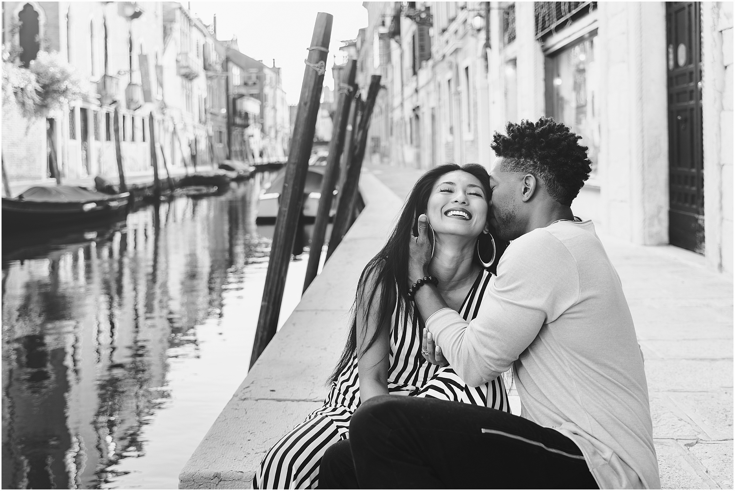 couple-shooting-venice-elopement-in-Venice-Venice-photographer_07.jpg
