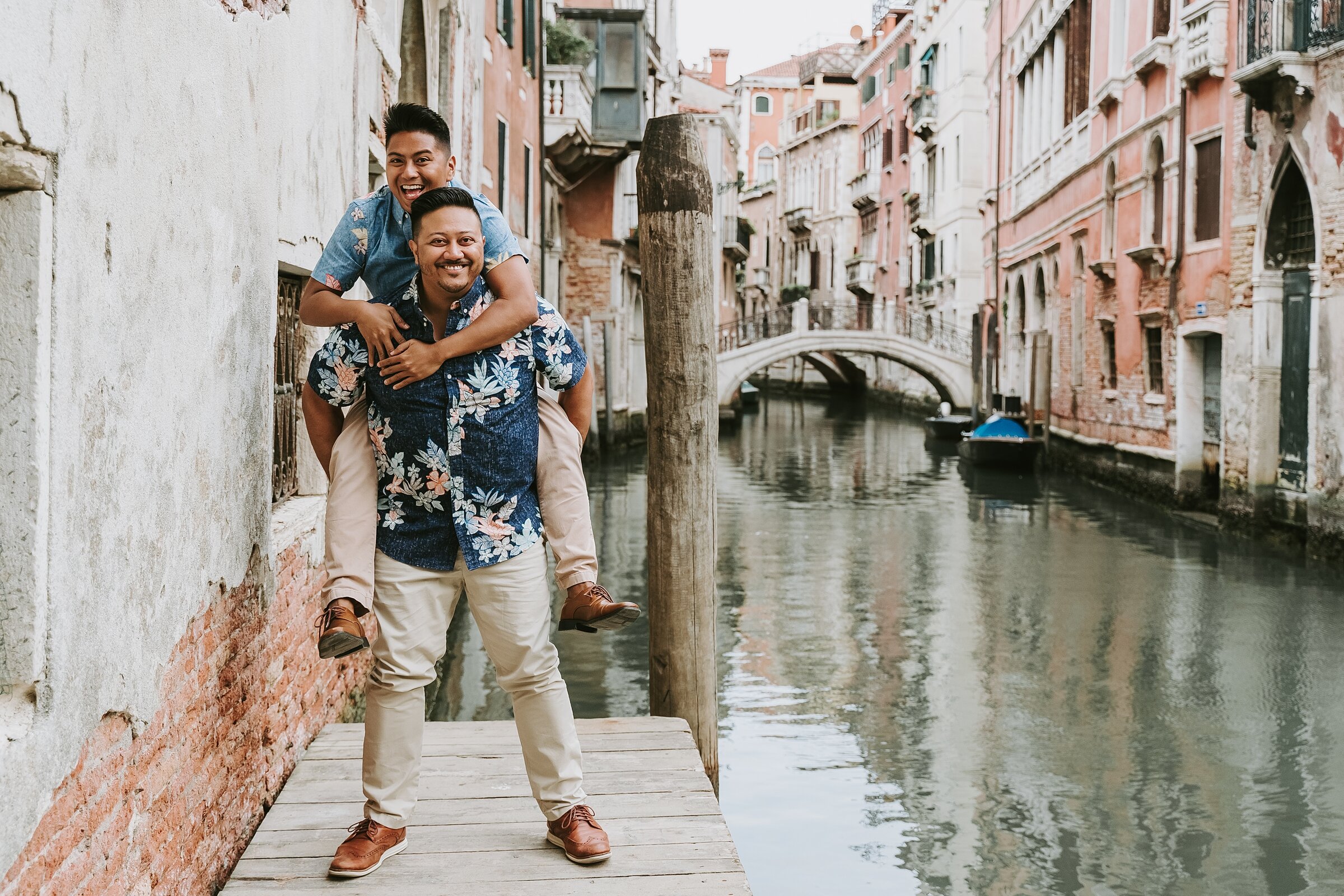 engagmentsession-engagementvenice-photographerinvenice-engagedinveniceitaly-venicephotographer_0017.jpg