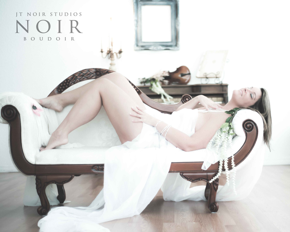 JTNoir_Boudoir_JO_Album-14.jpg