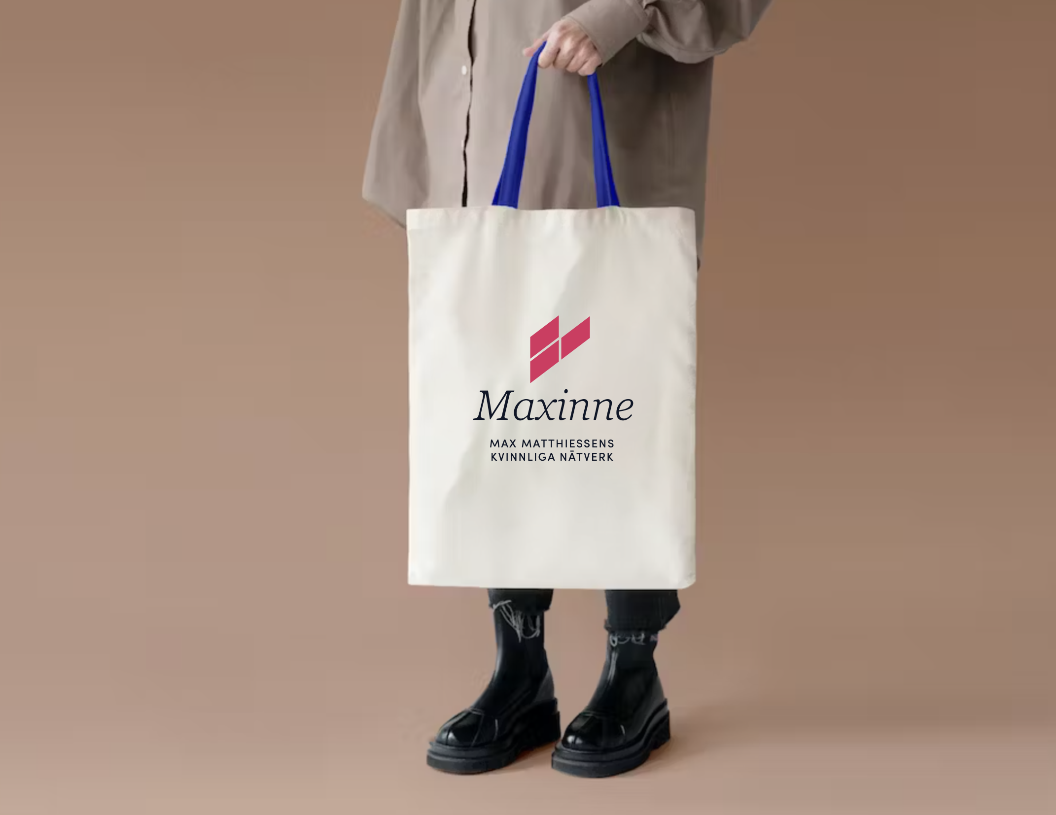 Maxinne - branding & merch